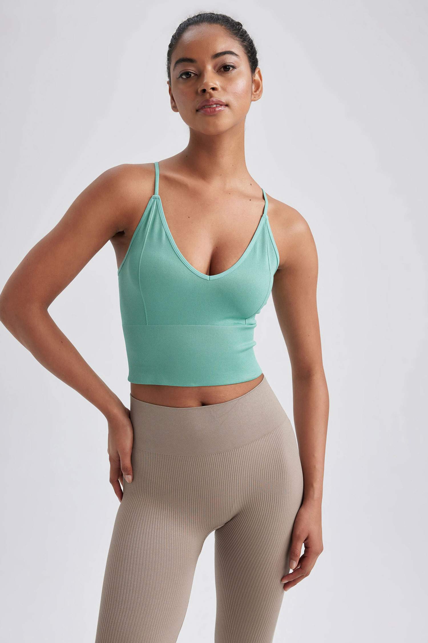 DeFactoFit Seamless V-Neck Sports Crop Top