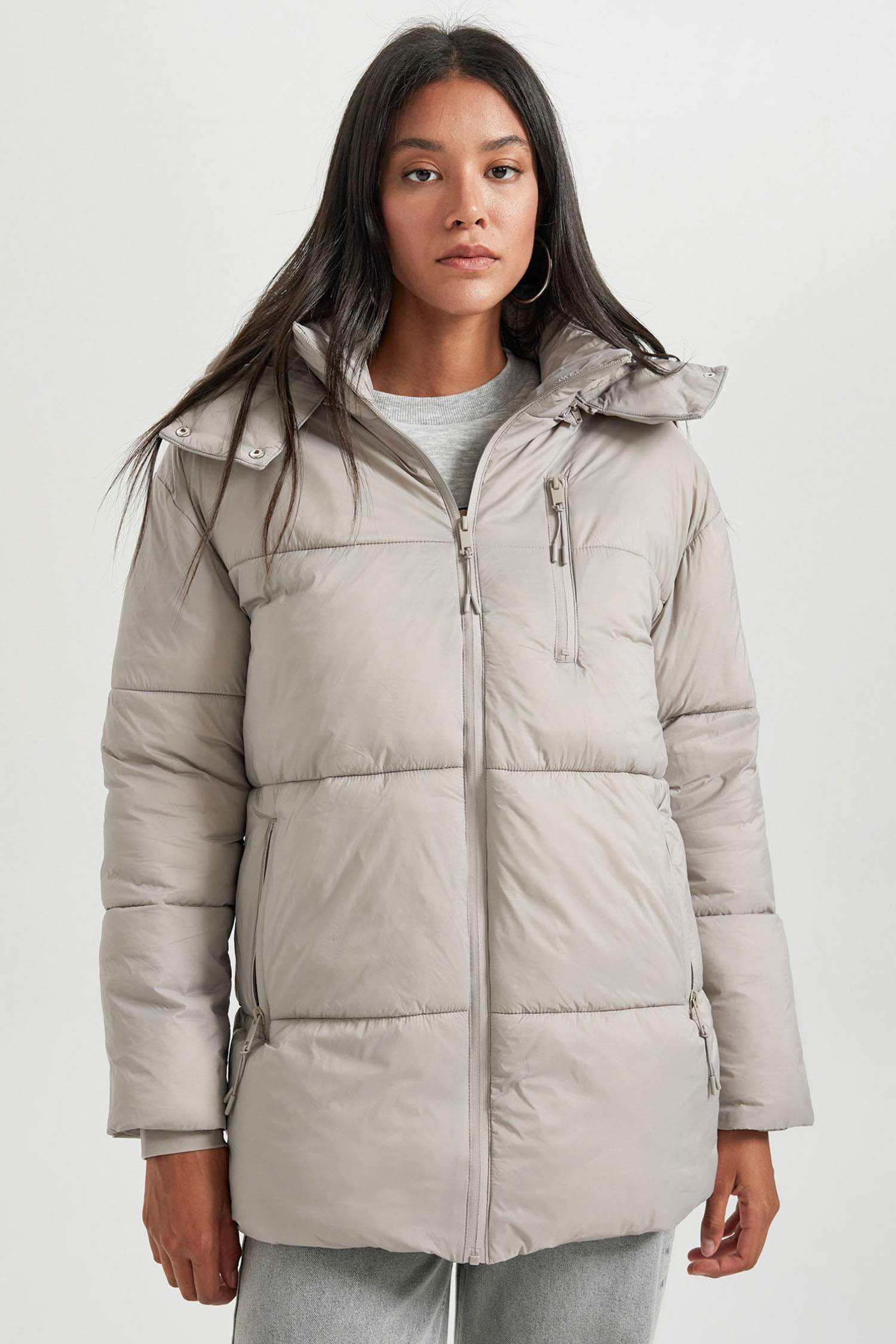 Su Geçirmez Hafif Şişme Mont Oversize Geniş Kalıp Çıkarılabilir Kapüşonlu Fermuarlı Cepli