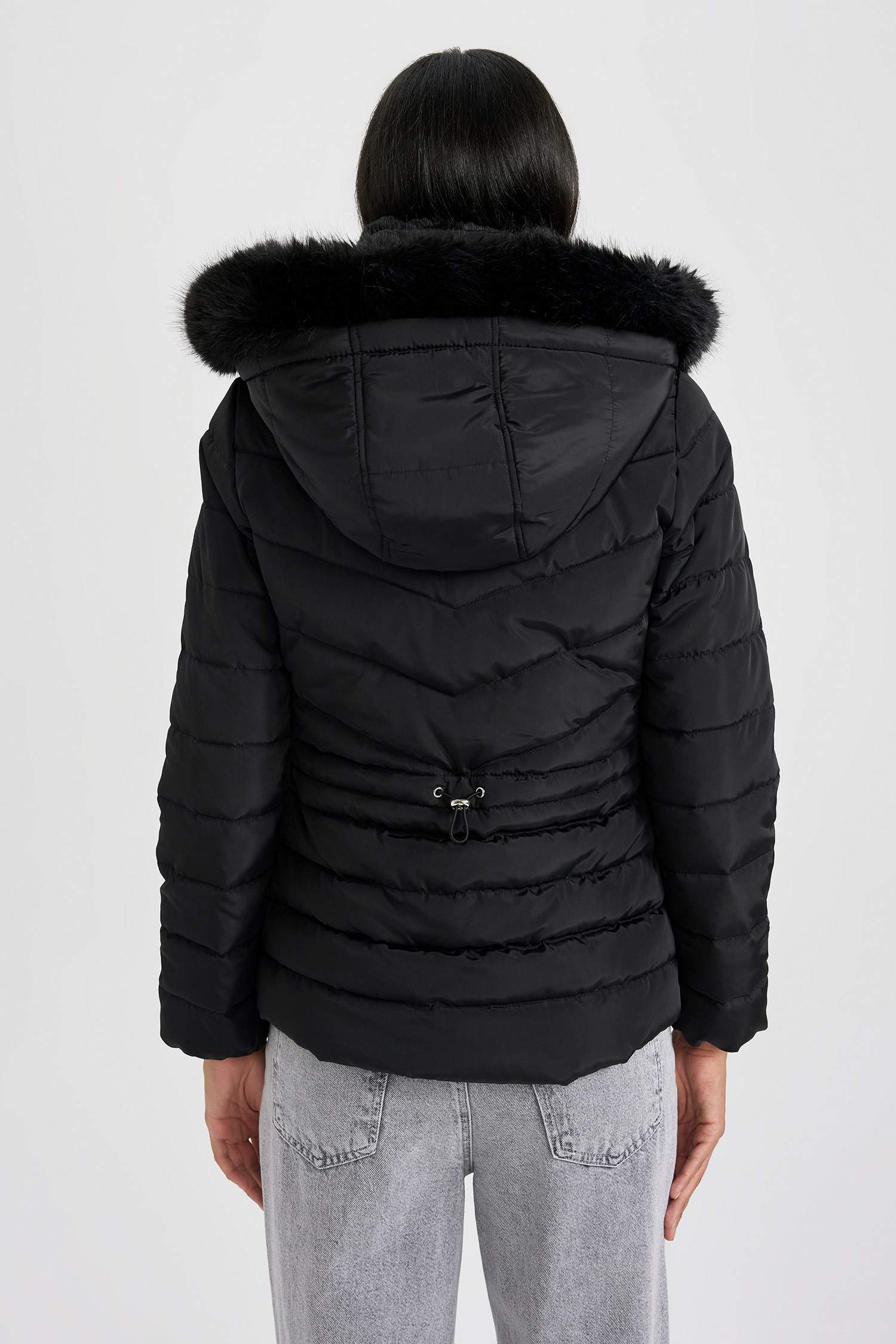 бас киімді Пальто