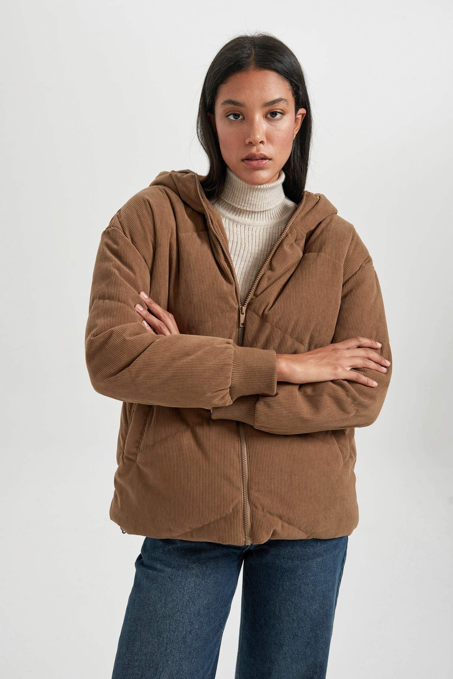 Brown WOMAN Relax Fit Hooded Corduroy Jacket 2853348 | DeFacto