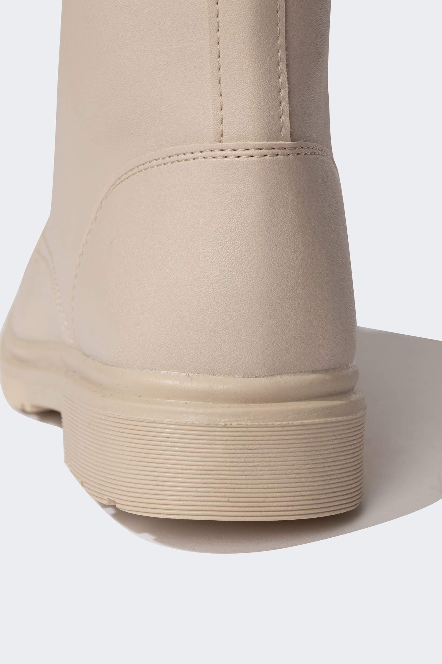 чоботи на високій підошві зі штучної шкіри для дівчаток