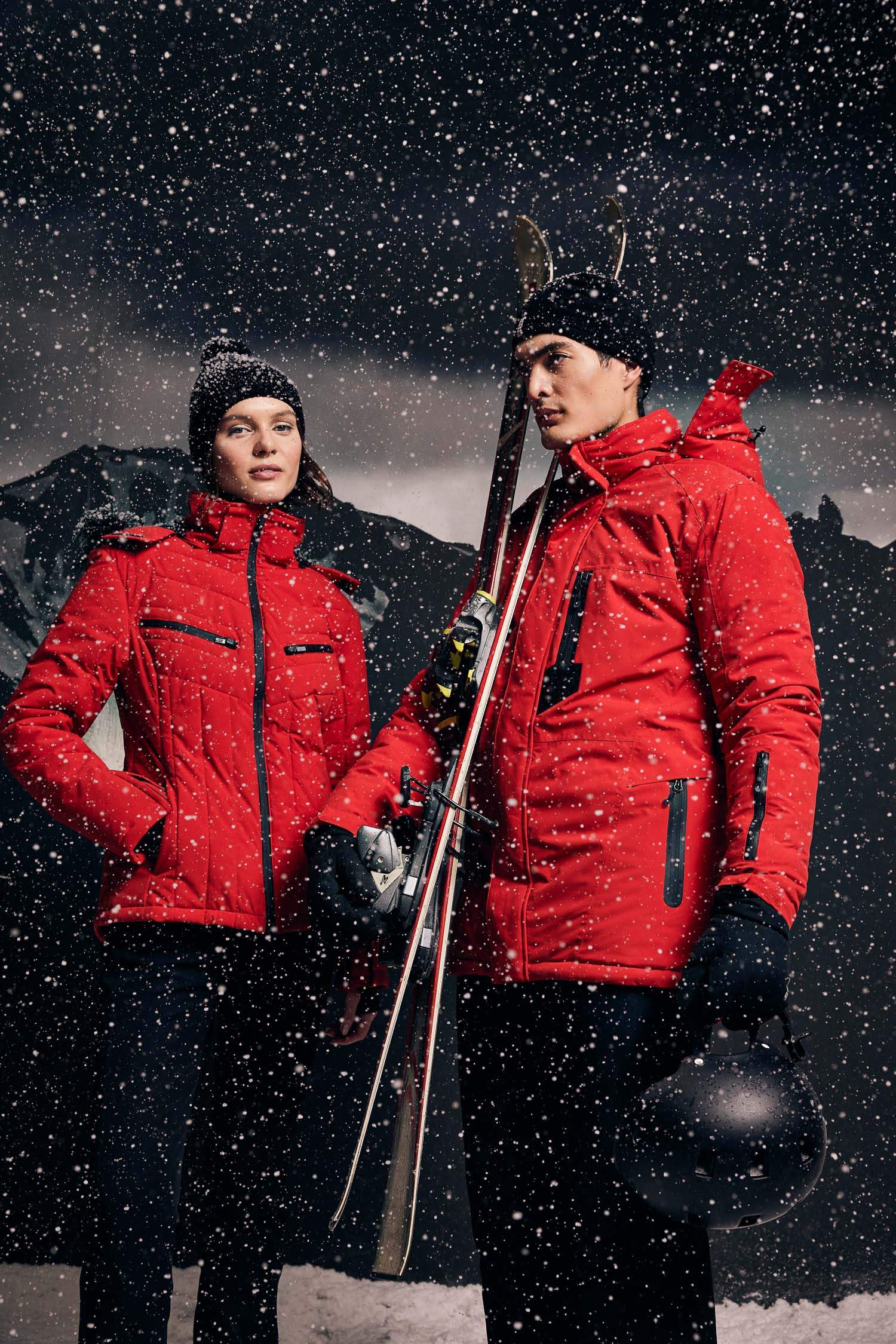 DeFactoFit Kayak Montu Su İtici Rüzgar Geçirmez Slim Fit Dar Kesim Kapüşonlu Fermuarlı Cepli Ultra Korumalı