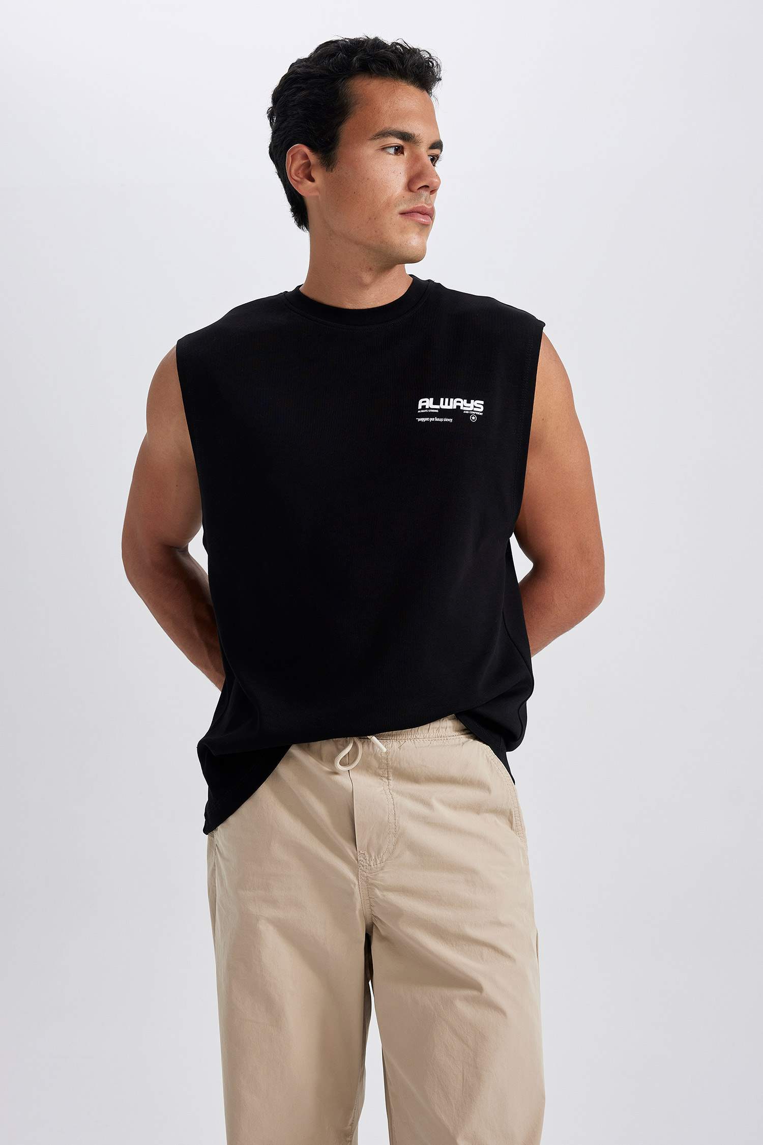 ديباردور أوفر سايز بياقة مستديرة بدون كم مطبوع