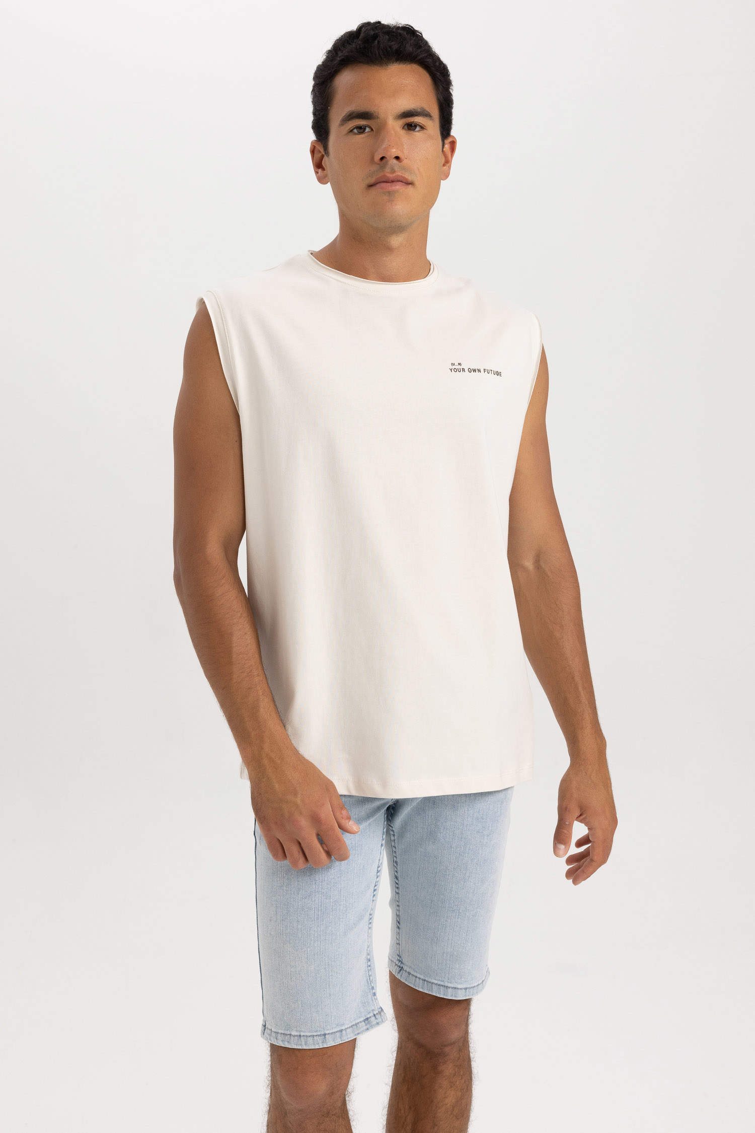 Beige Man Boxy Fit Printed Short Sleeve Undershirt 2822541 | DeFacto