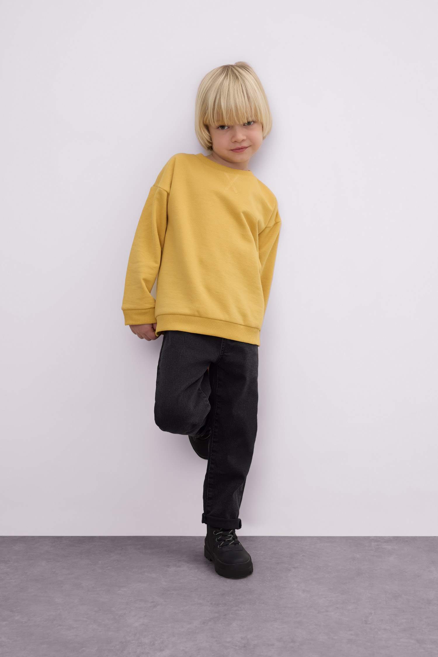 Erkek Bebek Bisiklet Yaka İçi Yumuşak Tüylü Basic Düz Sweatshirt