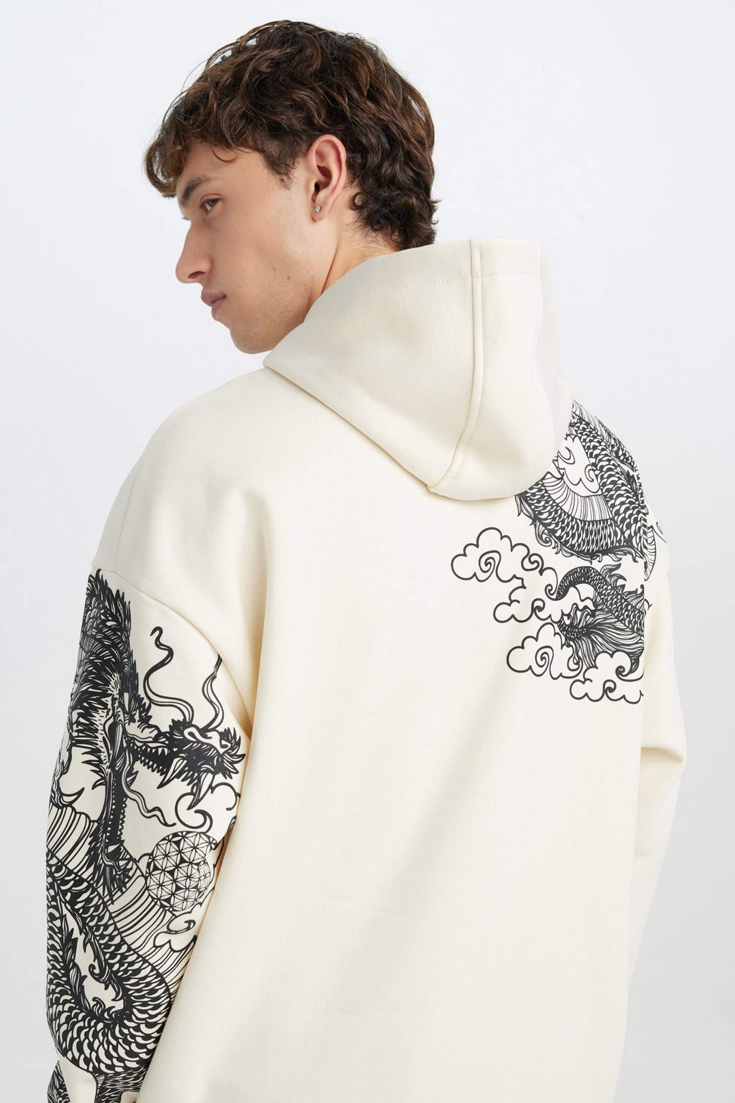 Oversize Geniş Kalıp Kapüşonlu Baskılı Sweatshirt