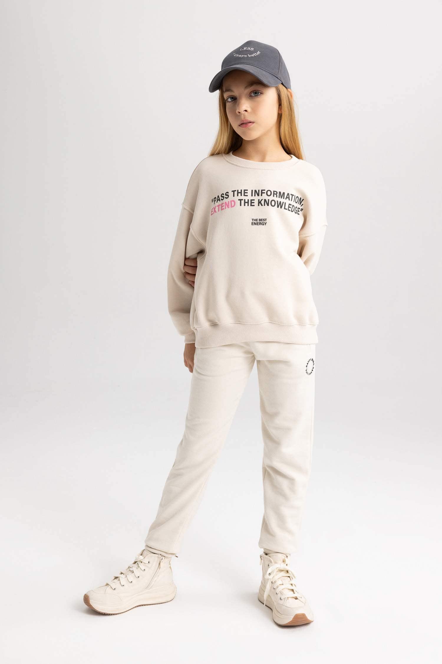 Штаны джоггеры с принтом для девочек, Школьная коллекция