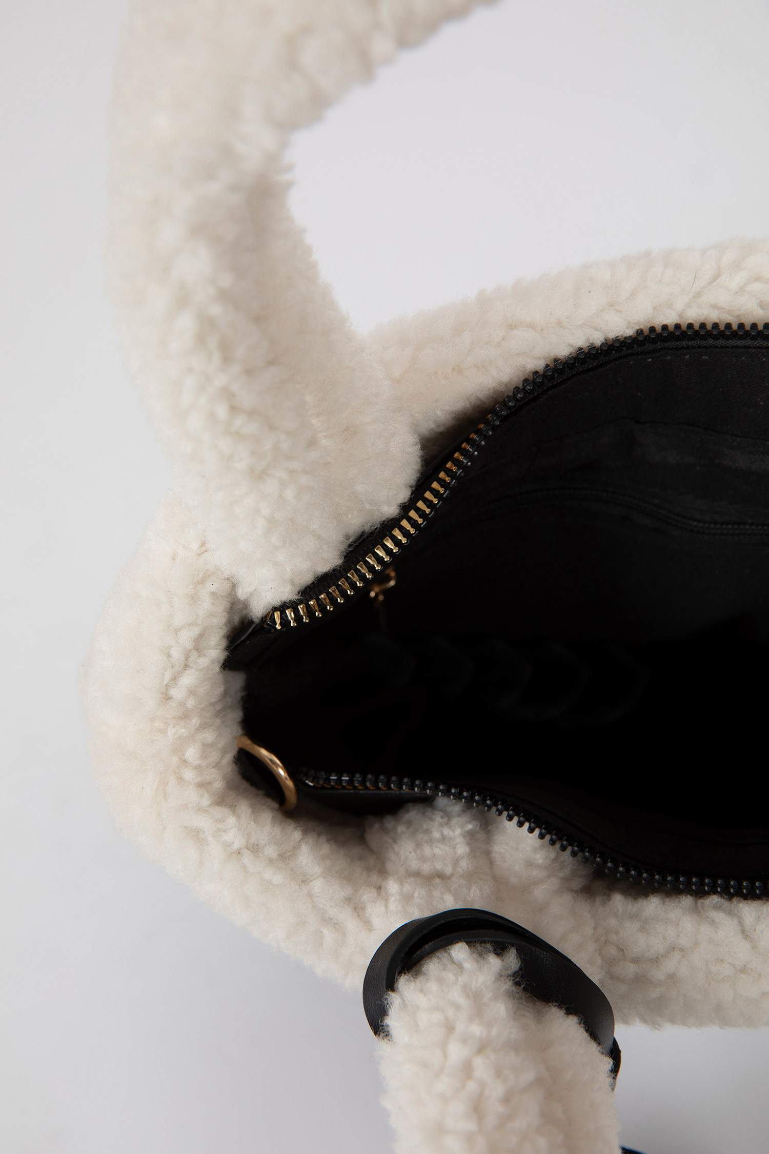 Kadın Teddy Detaylı Süet El Çantası