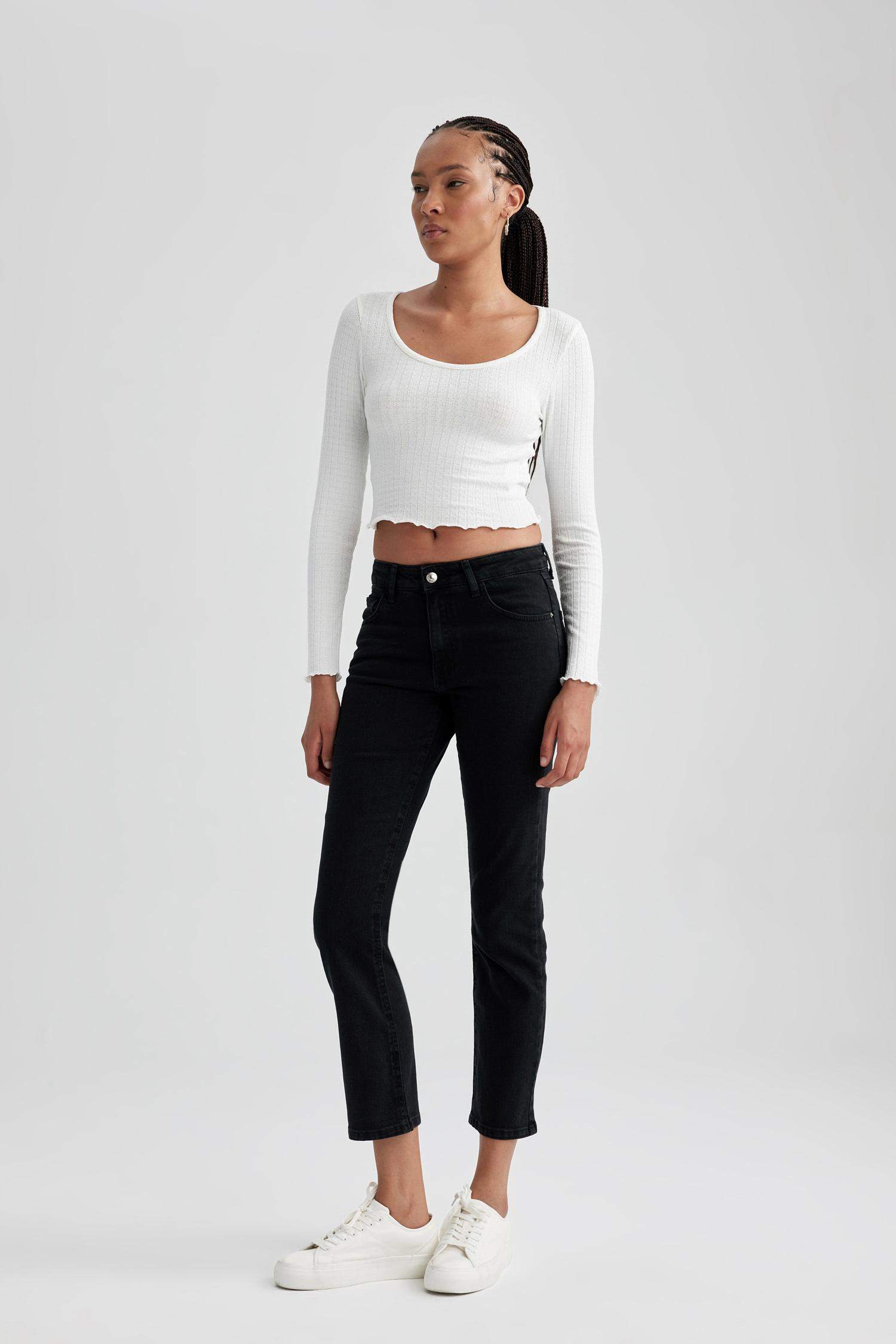 بنطلون جينز سليم فيت طول الكاحل