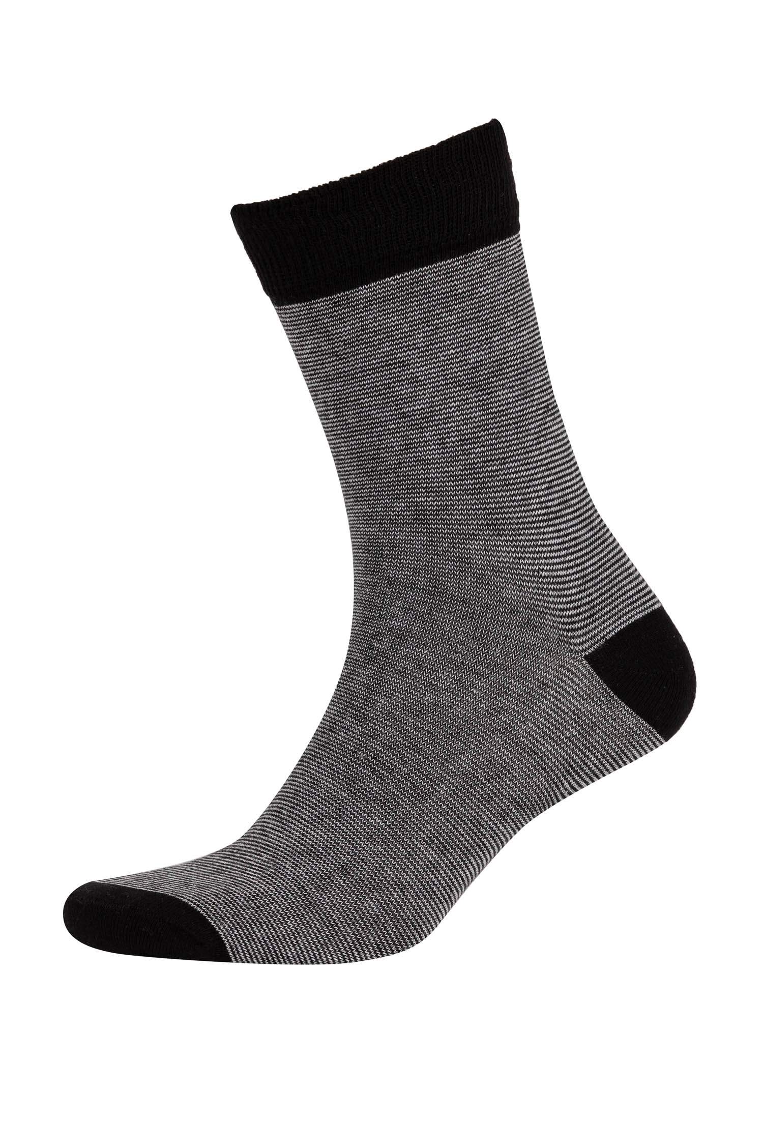 Man Printed 5 Piece Long sock