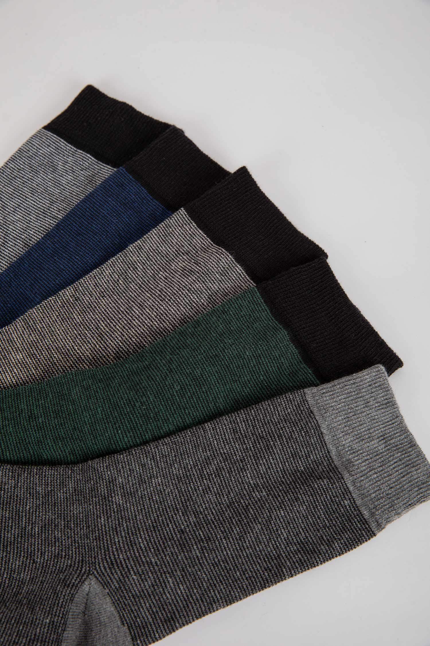 Man Printed 5 Piece Long sock