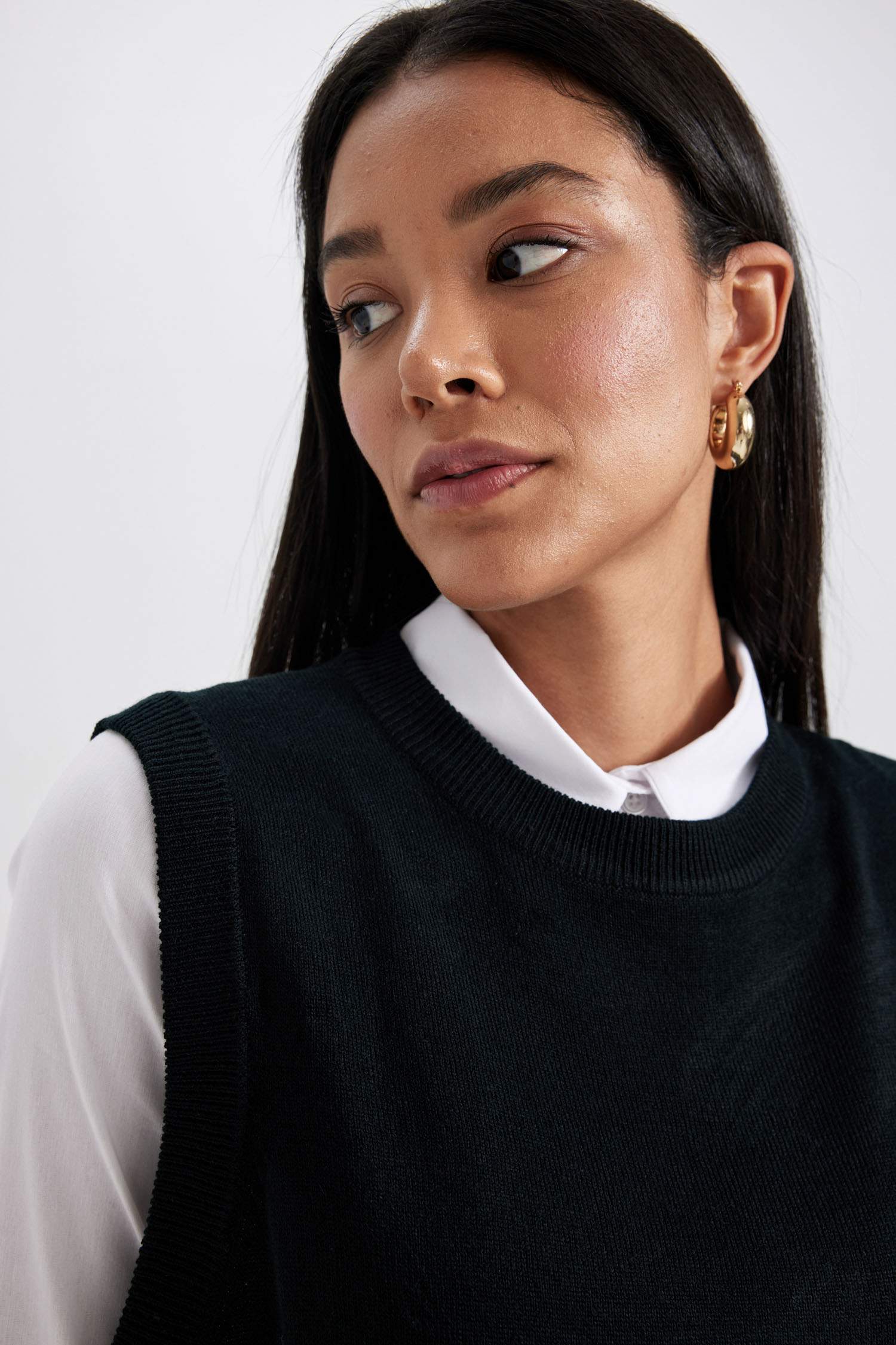 Relax Fit Crew Neck Vest