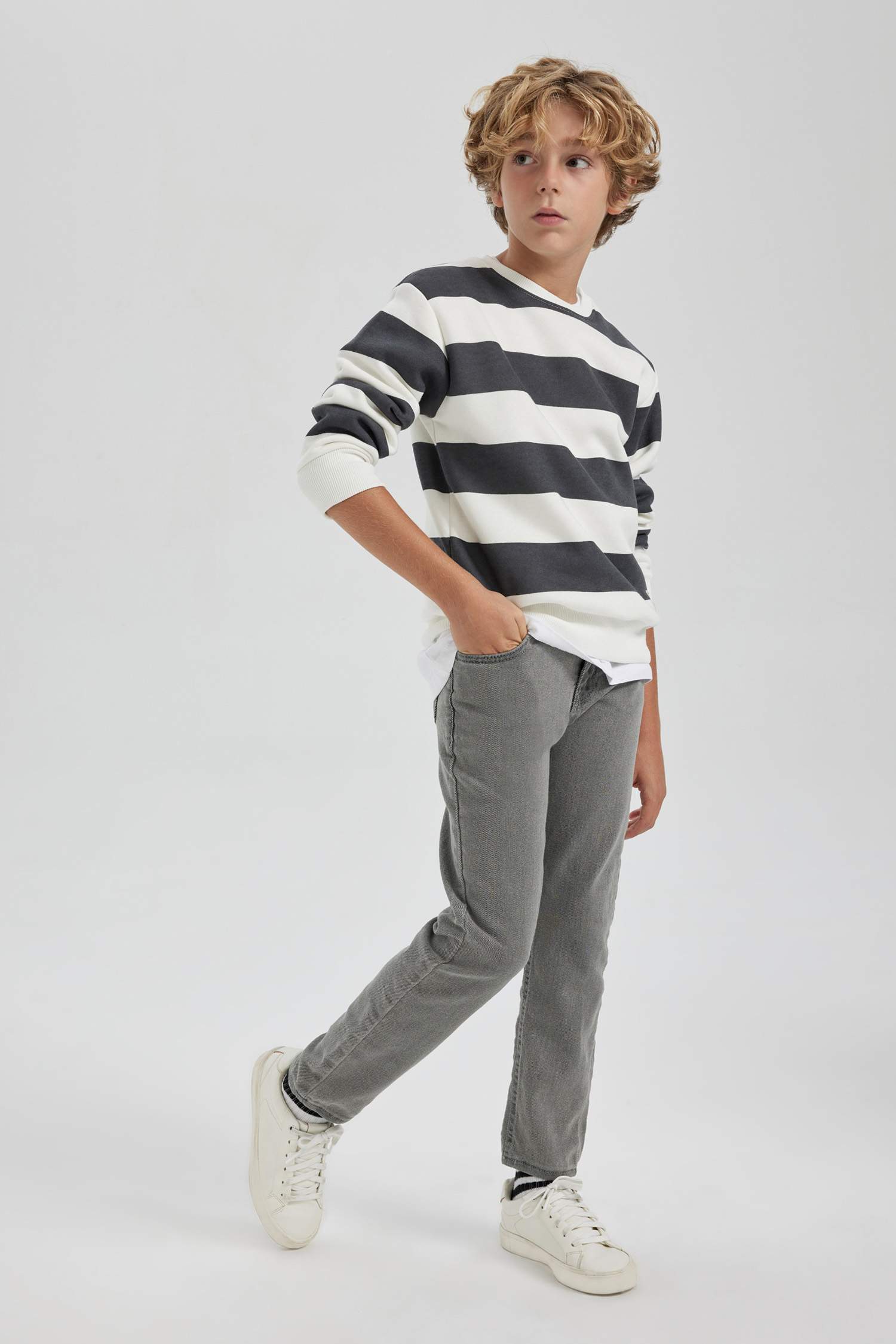 Boy Slim Fit Narrow Leg Jeans