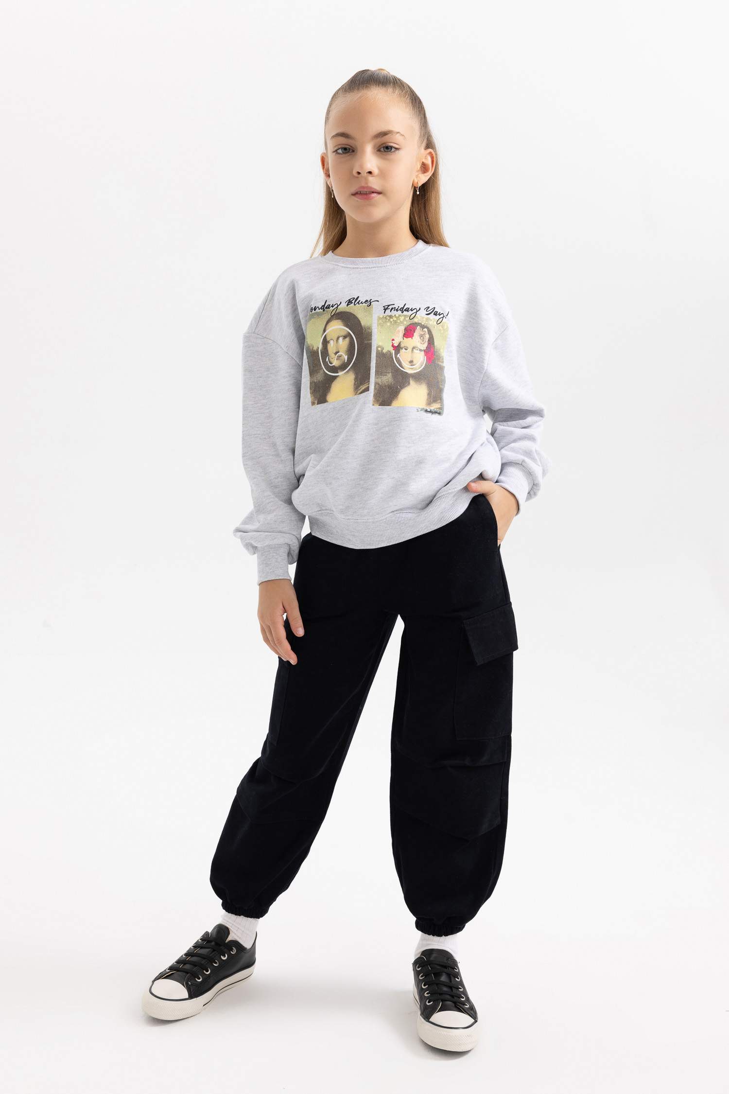 Kız Çocuk SmileyWorld Relax Fit Bisiklet Yaka Sweatshirt