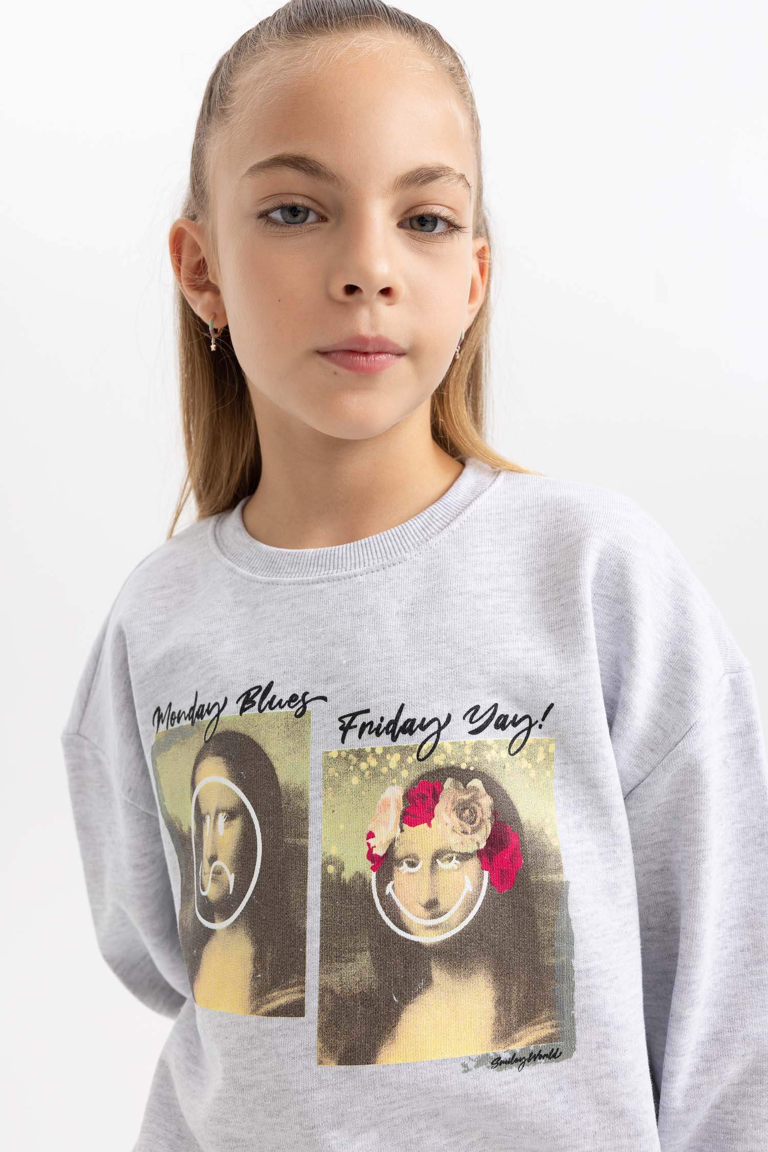 Kız Çocuk SmileyWorld Relax Fit Bisiklet Yaka Sweatshirt