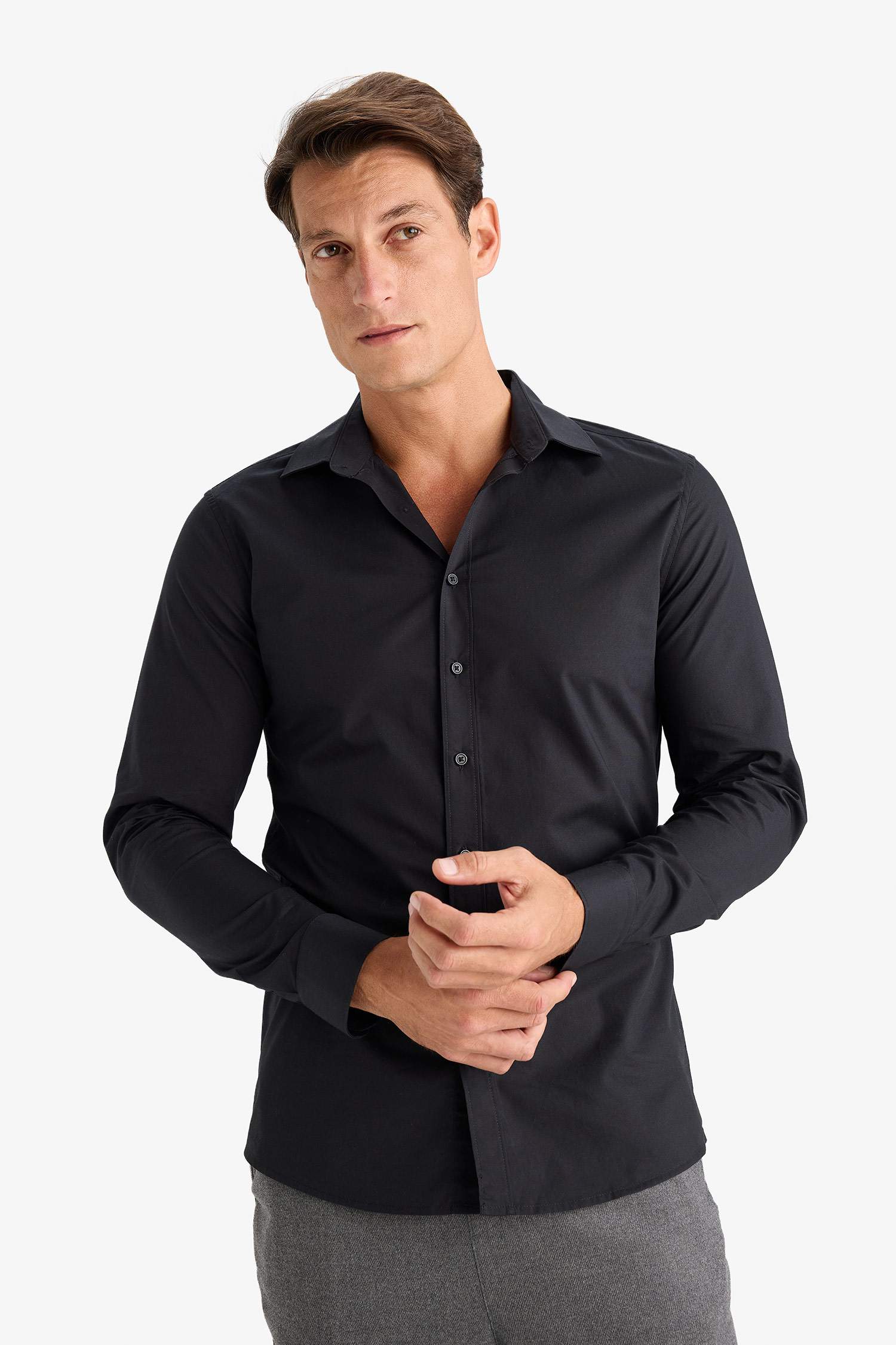 قميص ردن طويل سليم فيت بياخة ايطالية