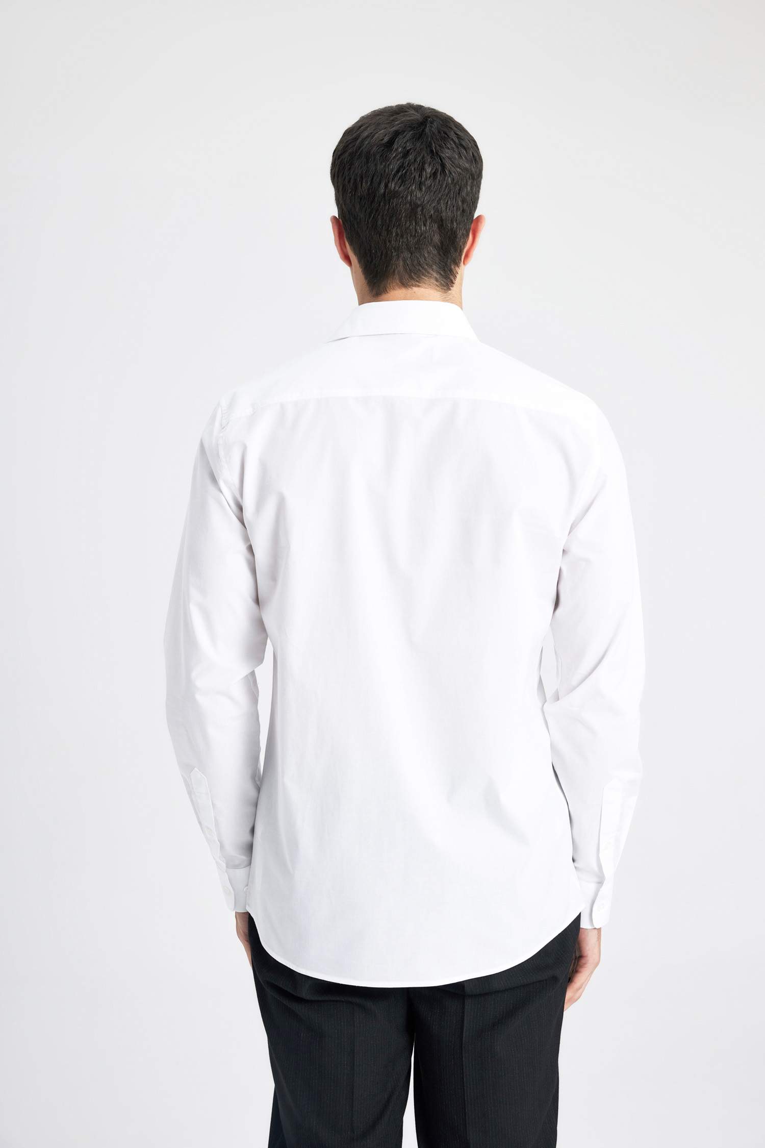 قميص ردن طويل سليم فيت بياخة ايطالية