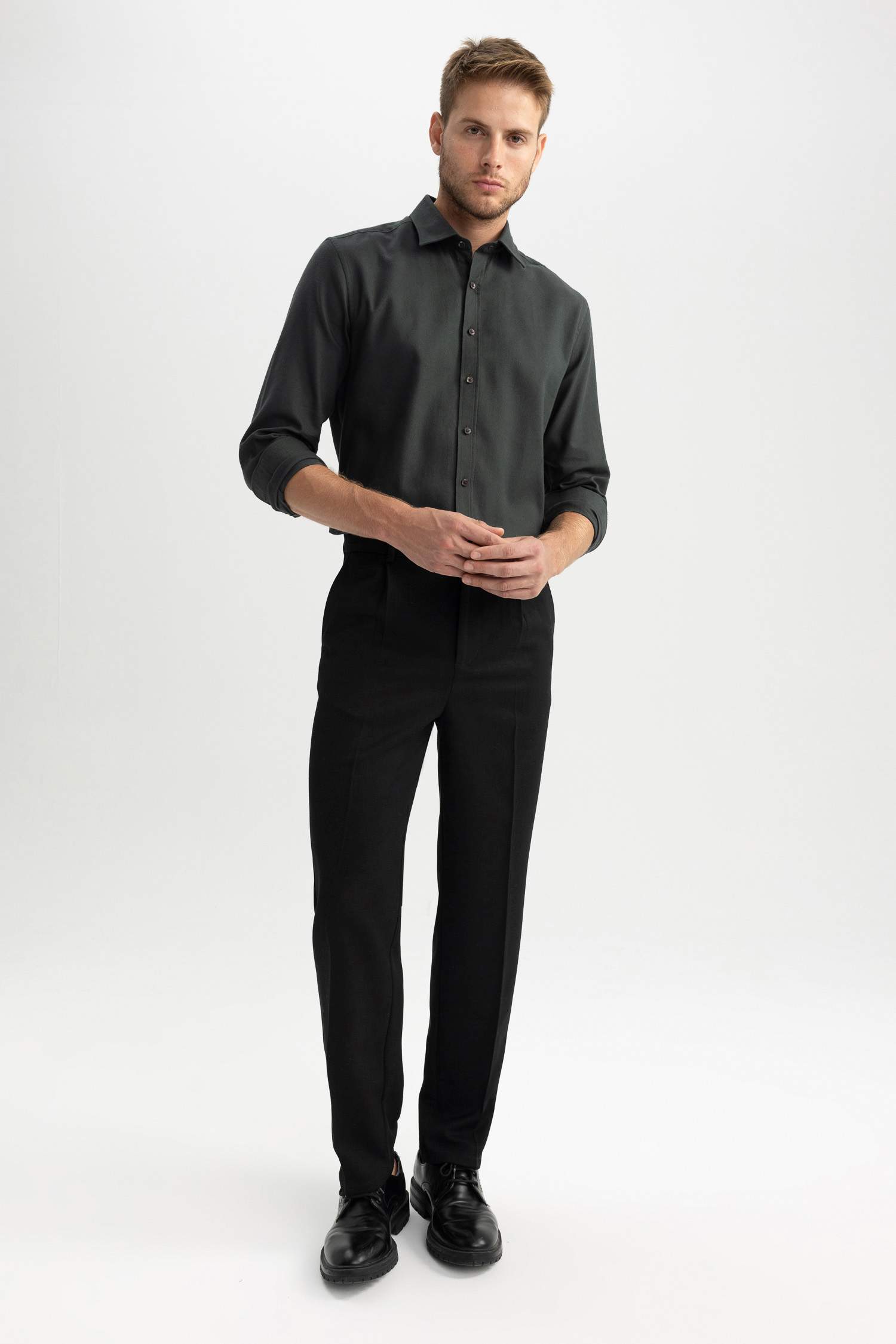 قميص بولو كم طويل مودرن فيت