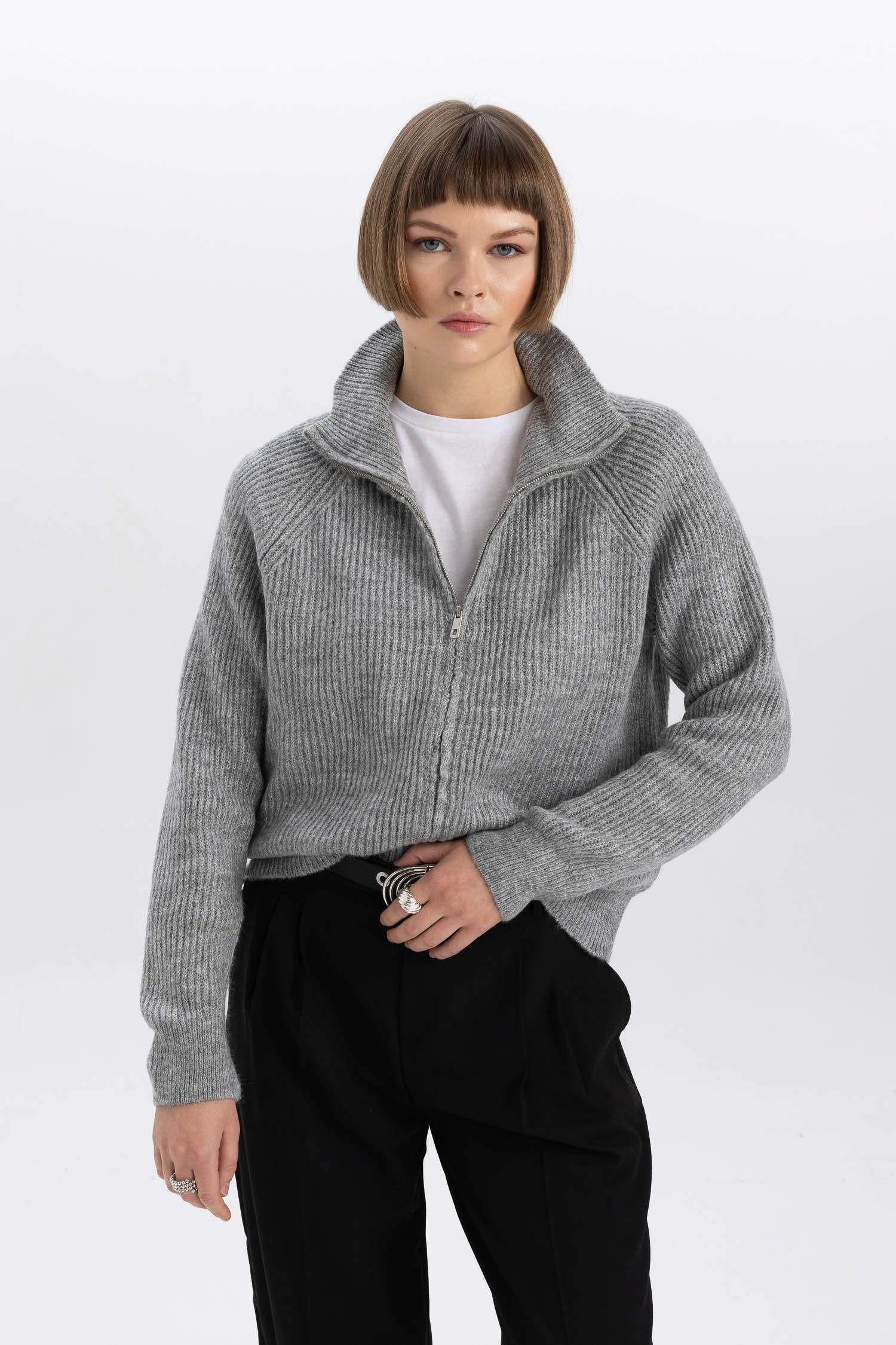 كارديجان قصة عادية بسحاب