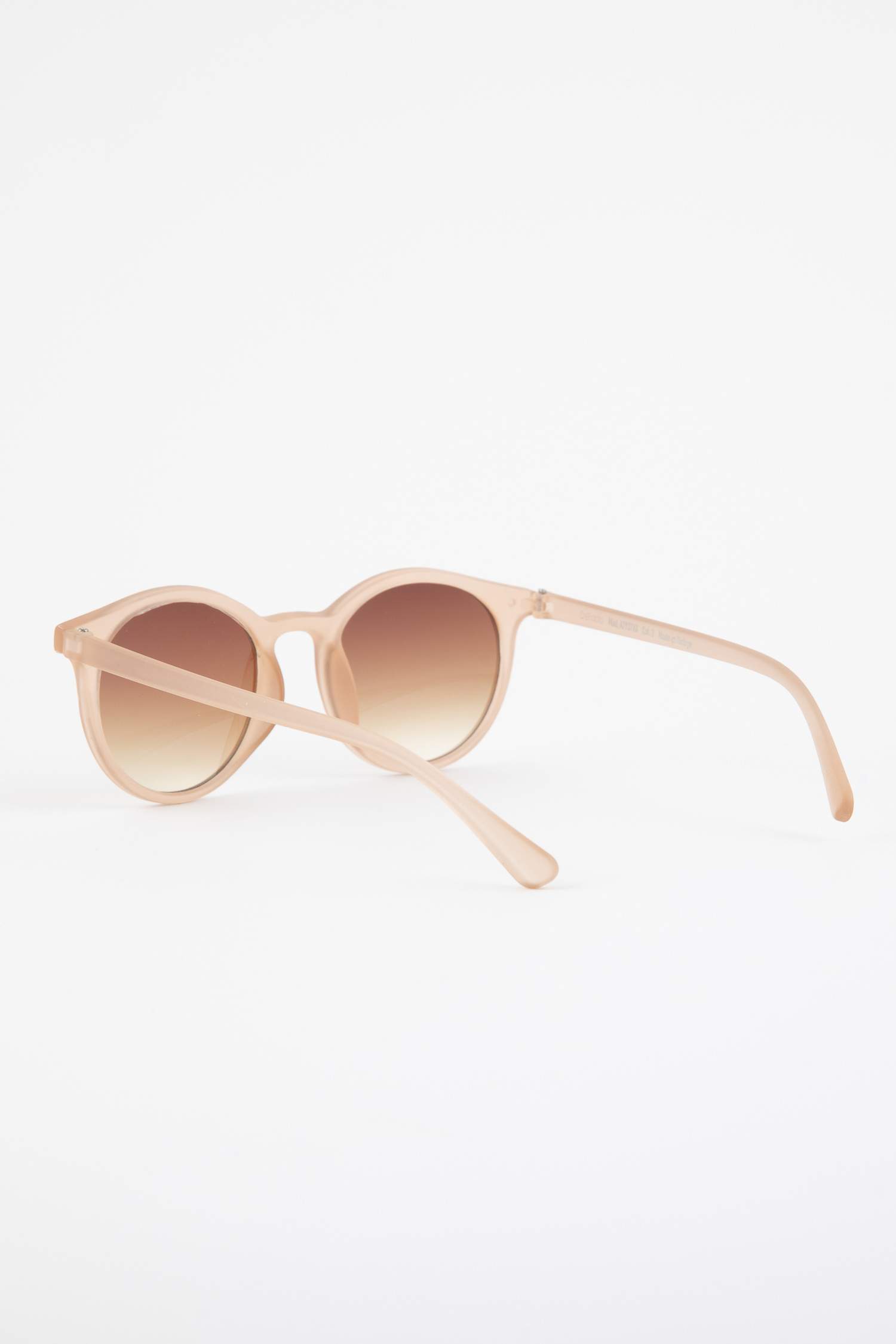 Солнцезащитные очки для женщин