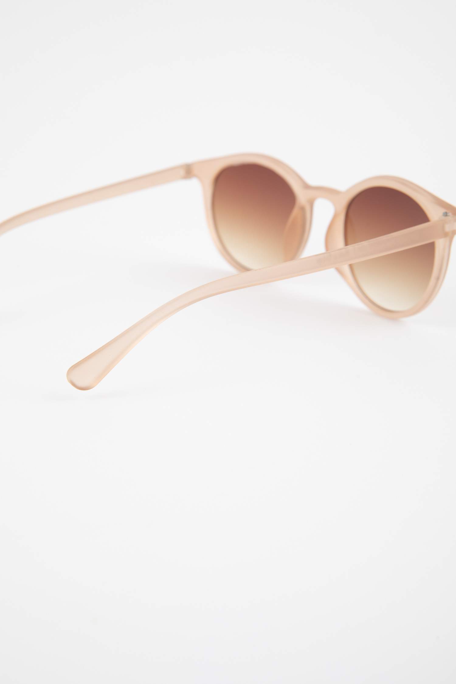 Солнцезащитные очки для женщин