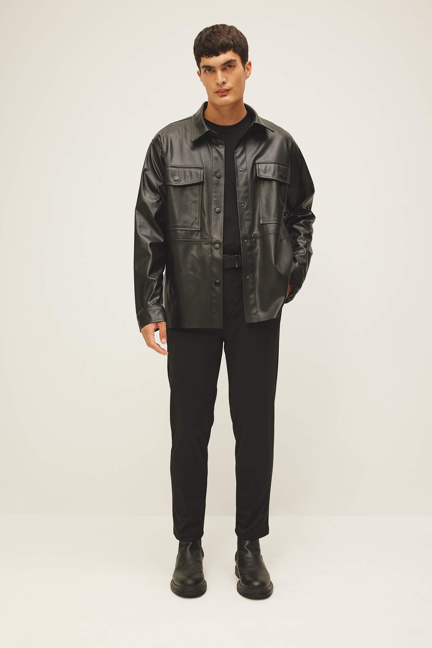 Рубашка свободного кроя с длинным рукавом