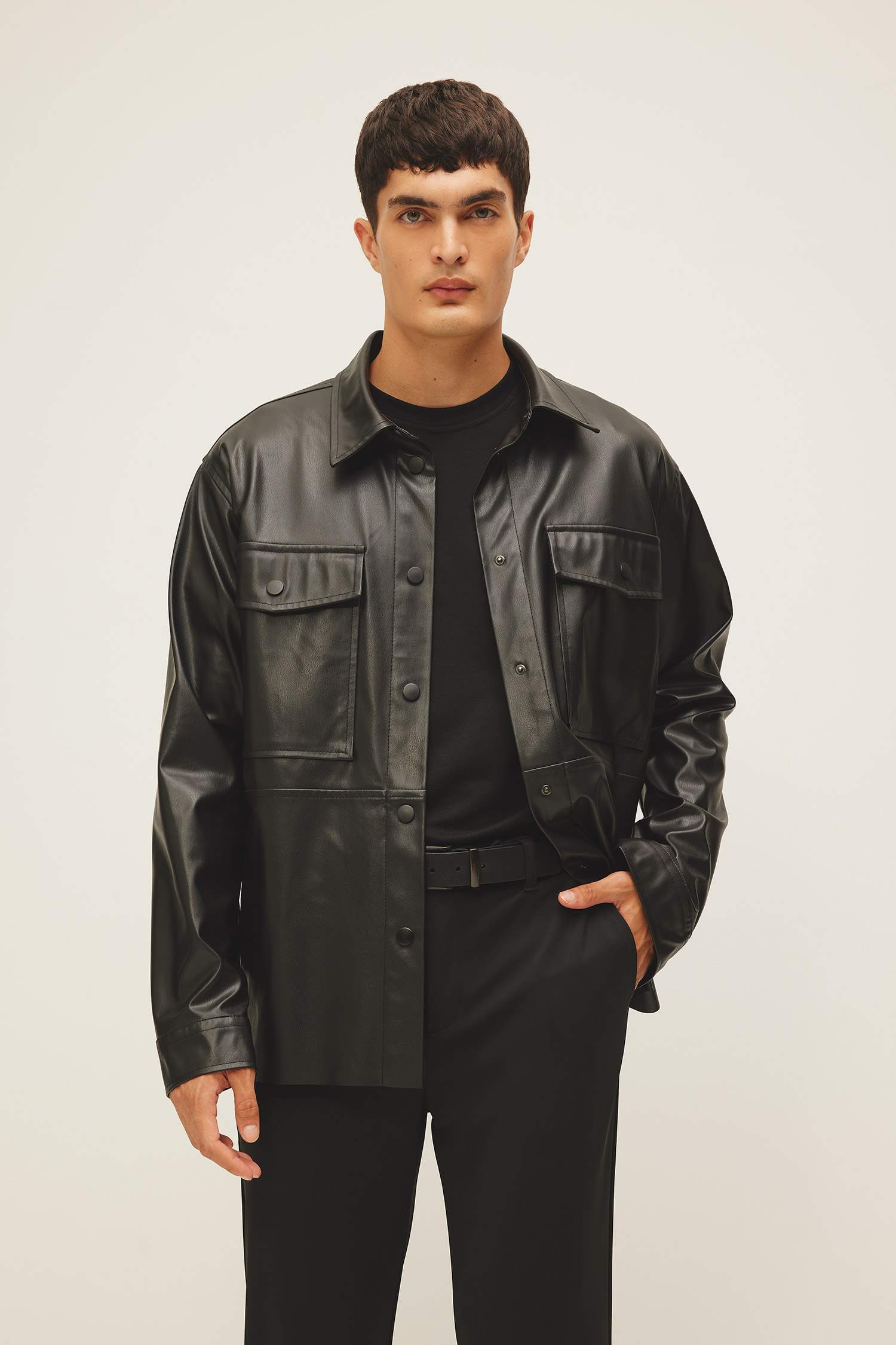 Рубашка свободного кроя с длинным рукавом