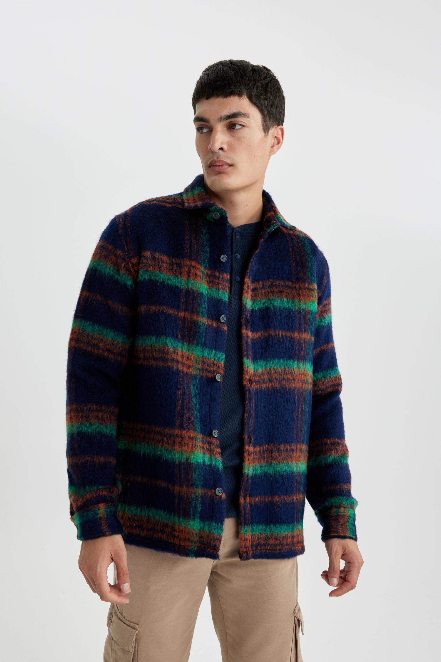 جاكيت قميصي كاروهات قصة عادية بياخة بولو