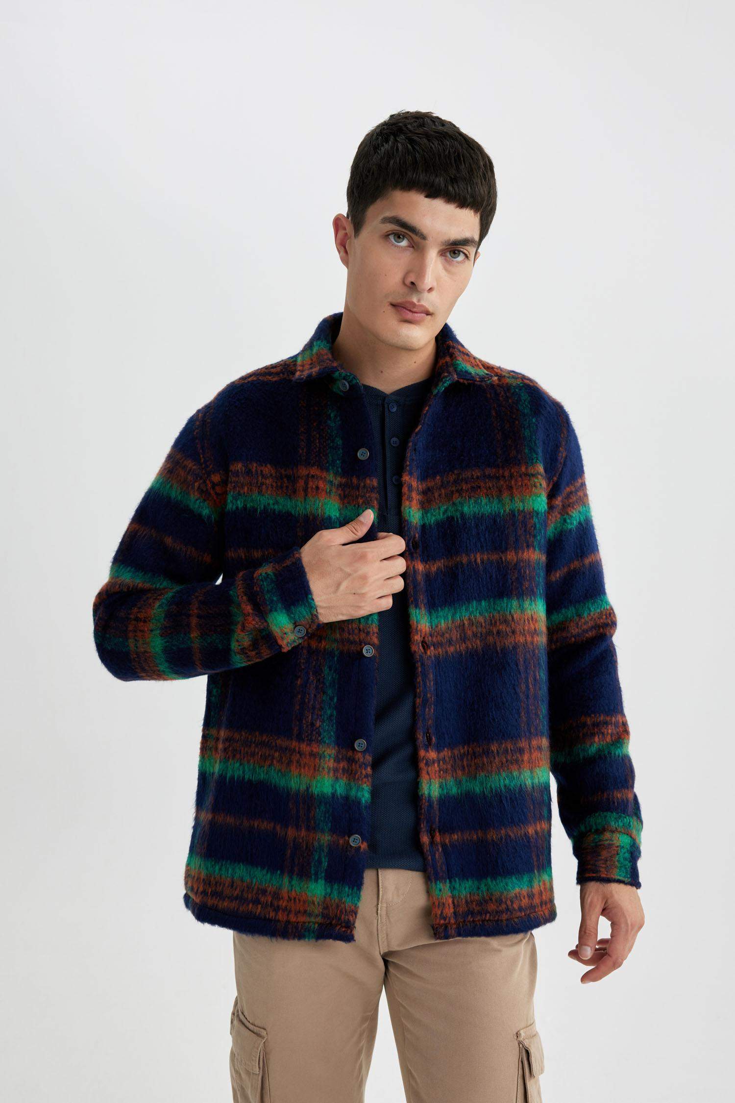 جاكيت قميصي كاروهات قصة عادية بياخة بولو