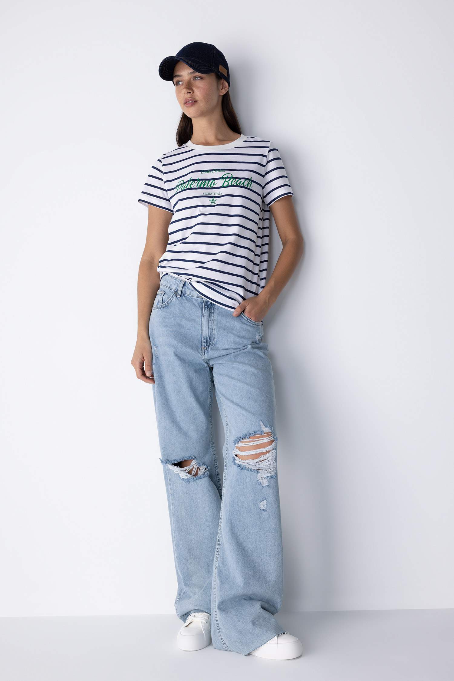 Regular Fit Crew Neck Slogan Printed Short Sleeve T-Shirt