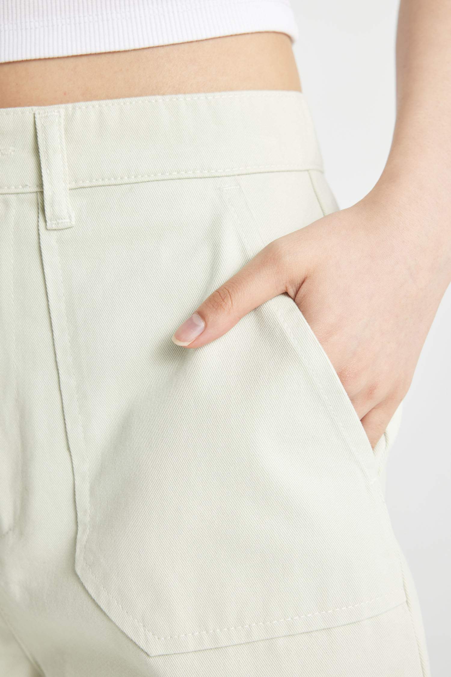 شورت جيردين بخصر عالي وخافة مزدوجة