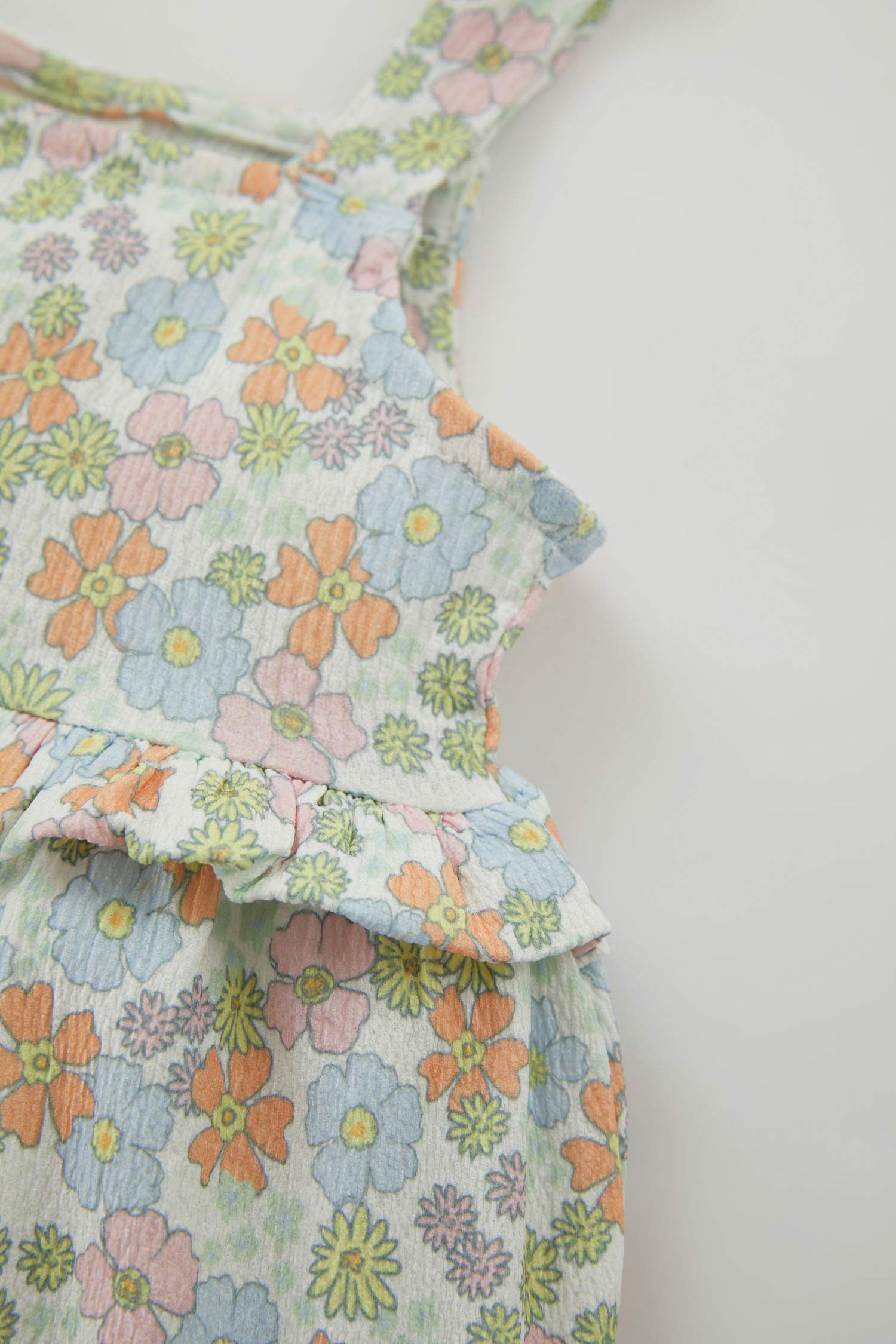 Kız Bebek Çiçekli Askılı Elbise