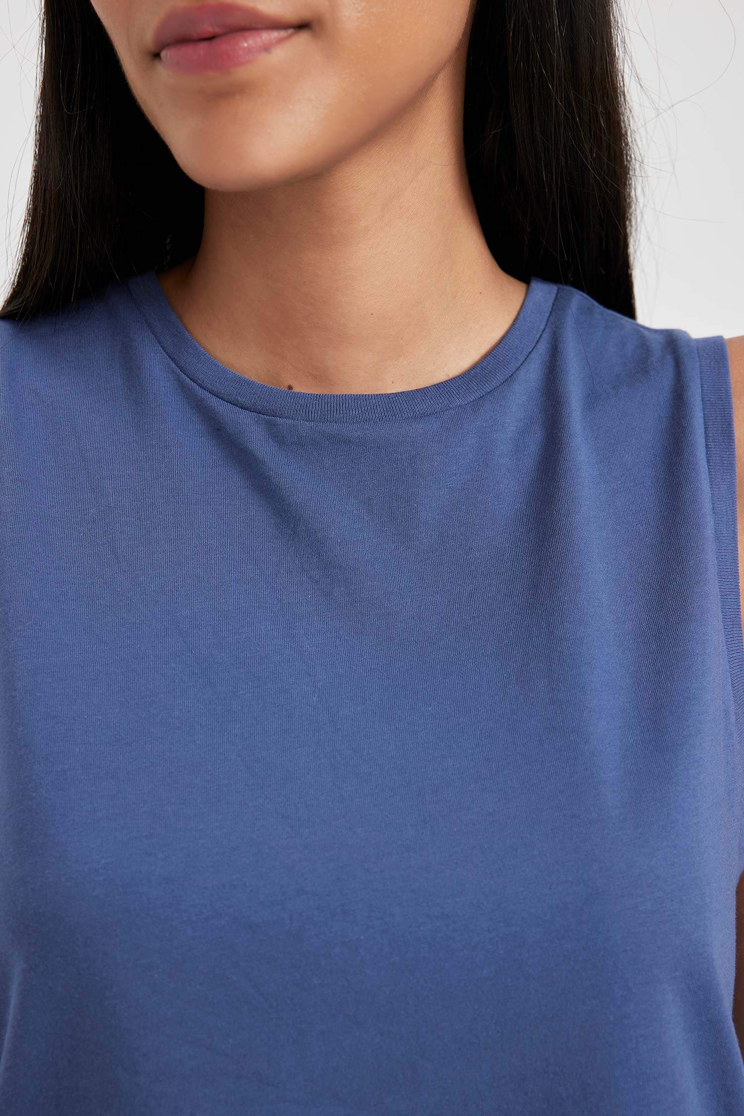 Regular Fit Basic Düz Bisiklet Yaka Penye Atlet