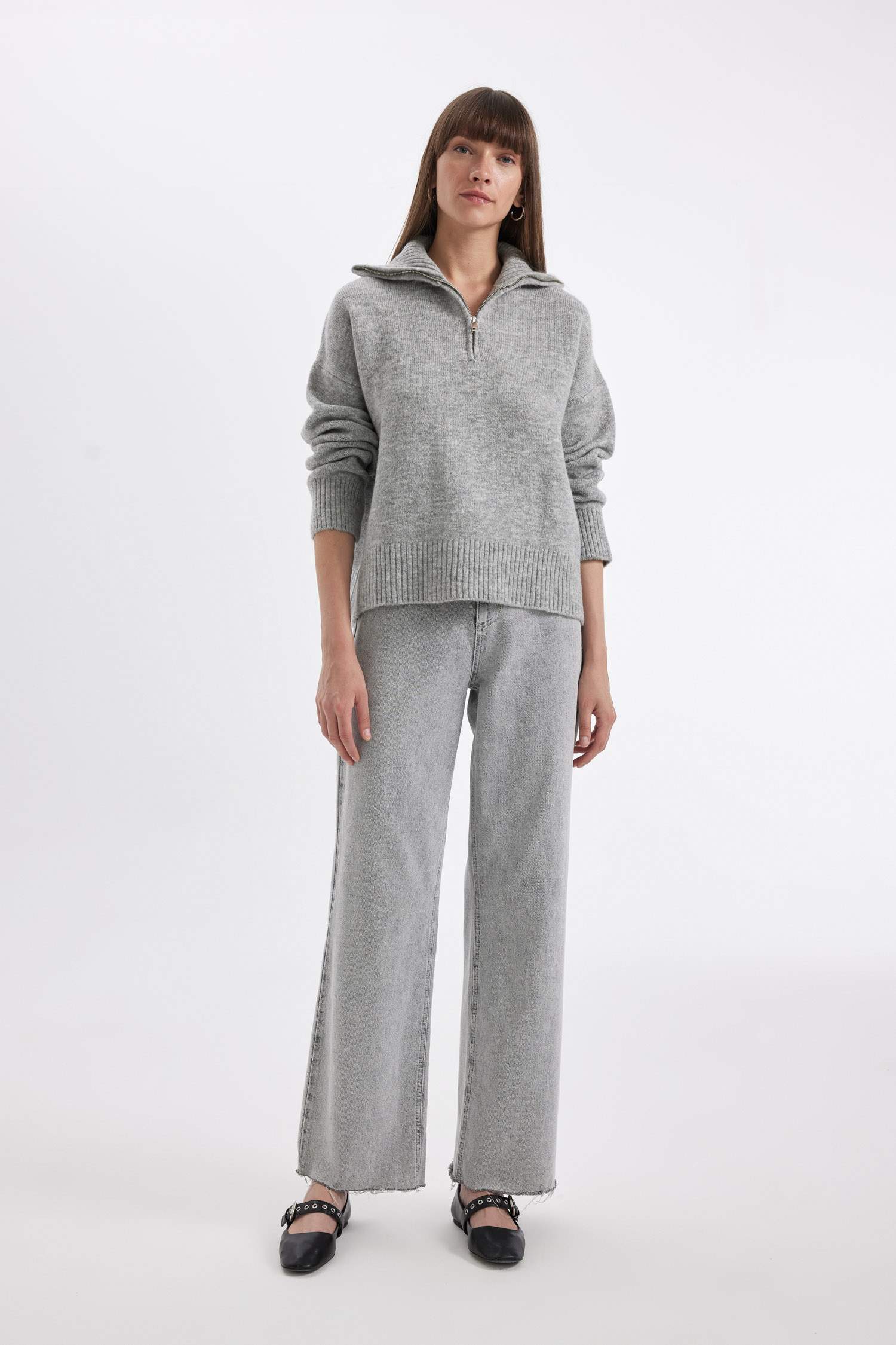 Oversize Geniş Kalıp Yarım Fermuarlı Dik Yaka Triko Kazak