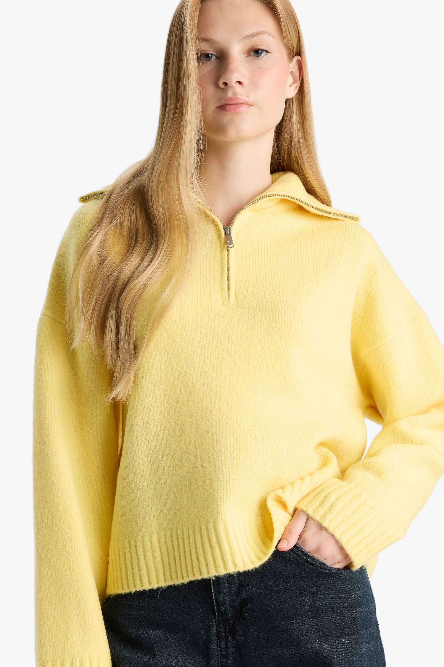 Oversize Fit Zippered Polo Collar Pullover