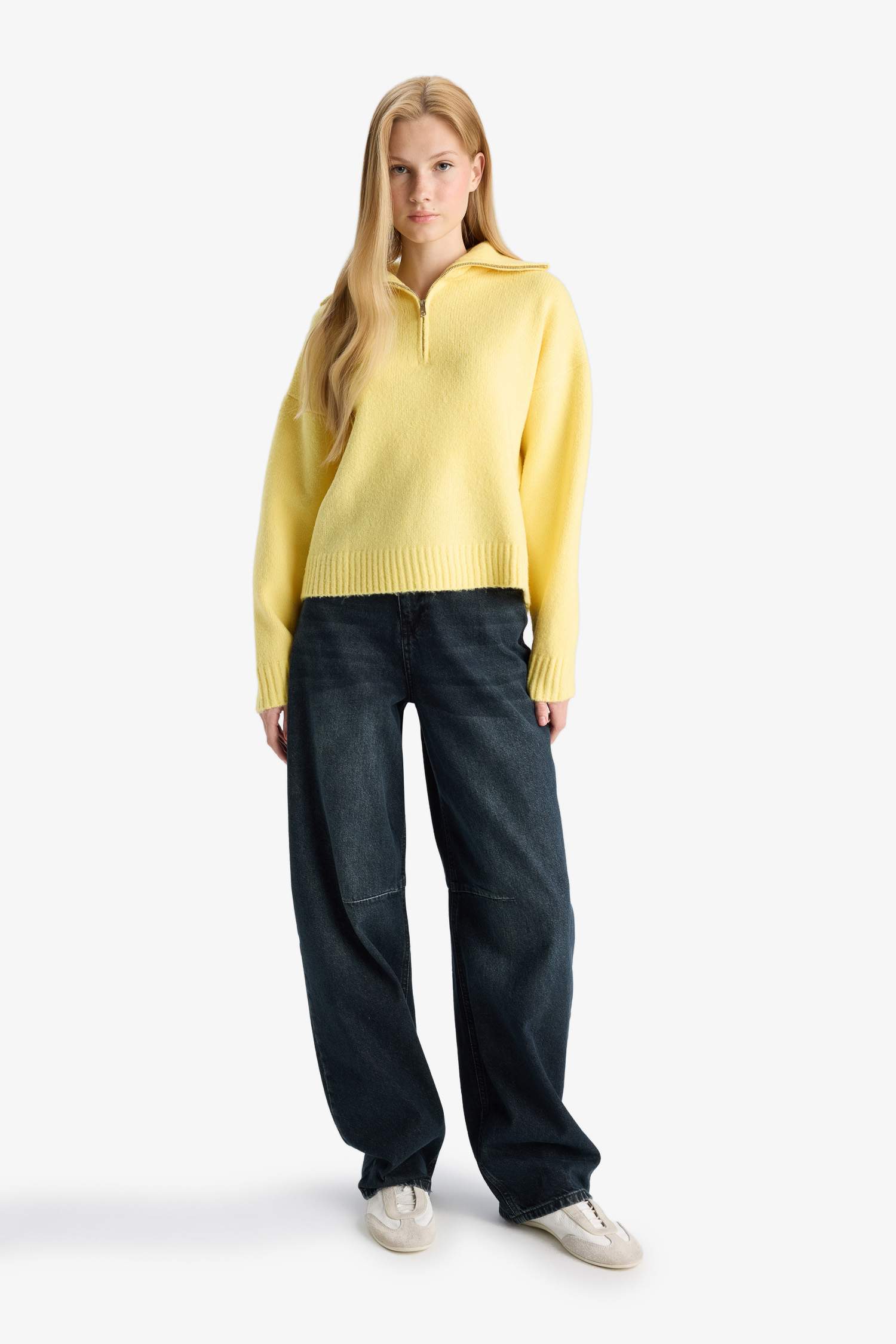 Oversize Fit Zippered Polo Collar Pullover