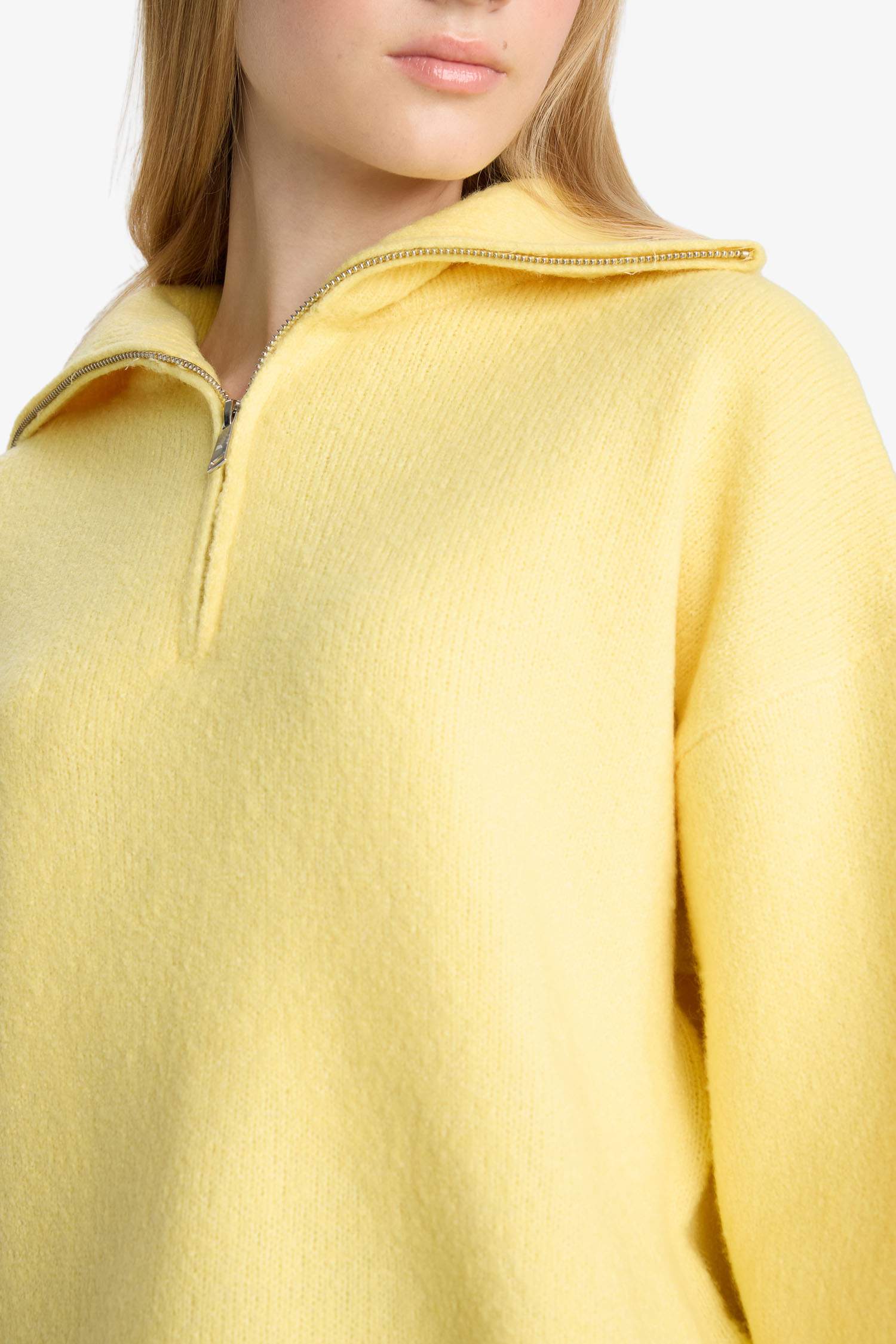 Oversize Fit Zippered Polo Collar Pullover