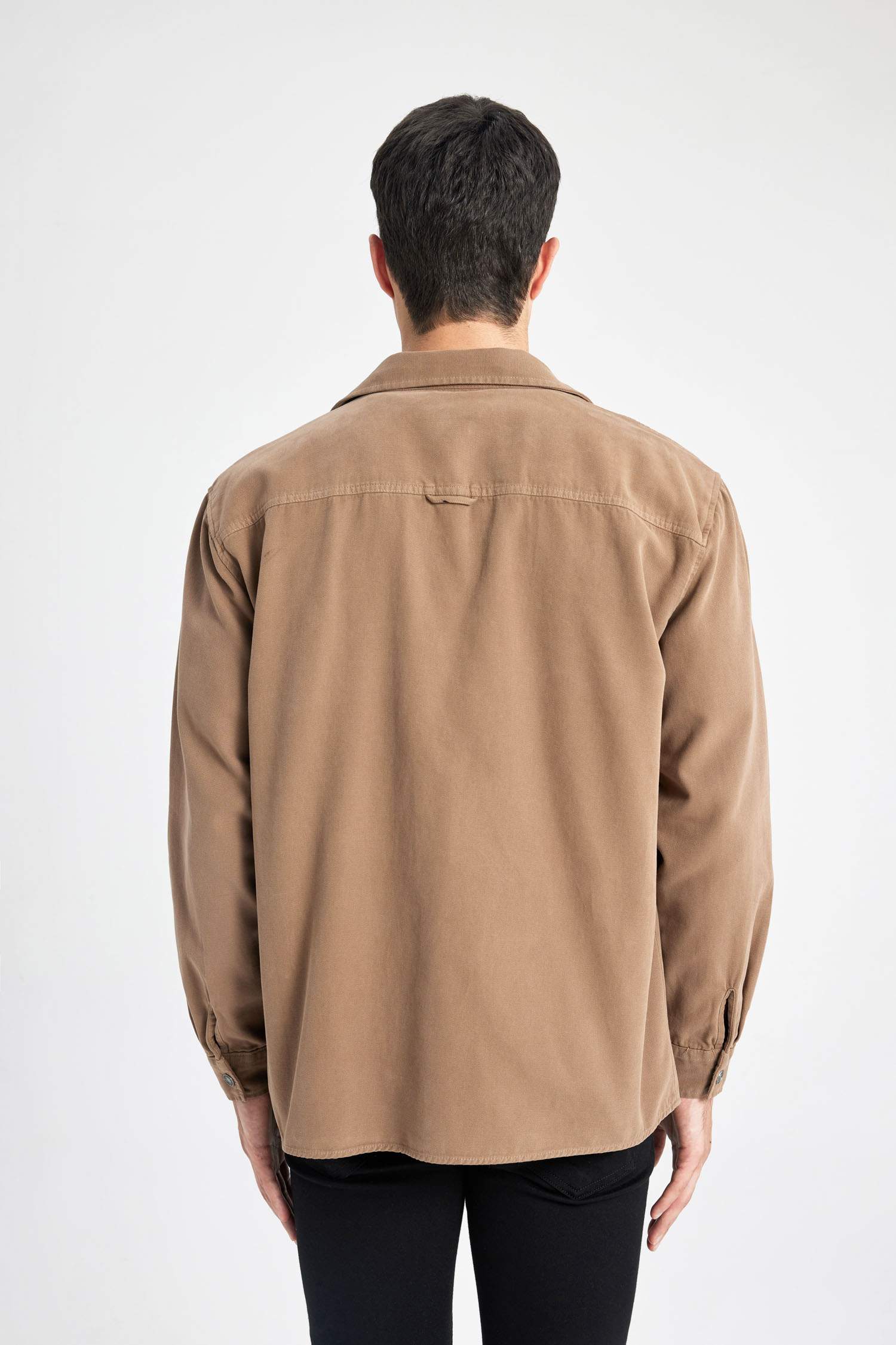 релакс пішімі поло жаға Сыртқа киетін жейде