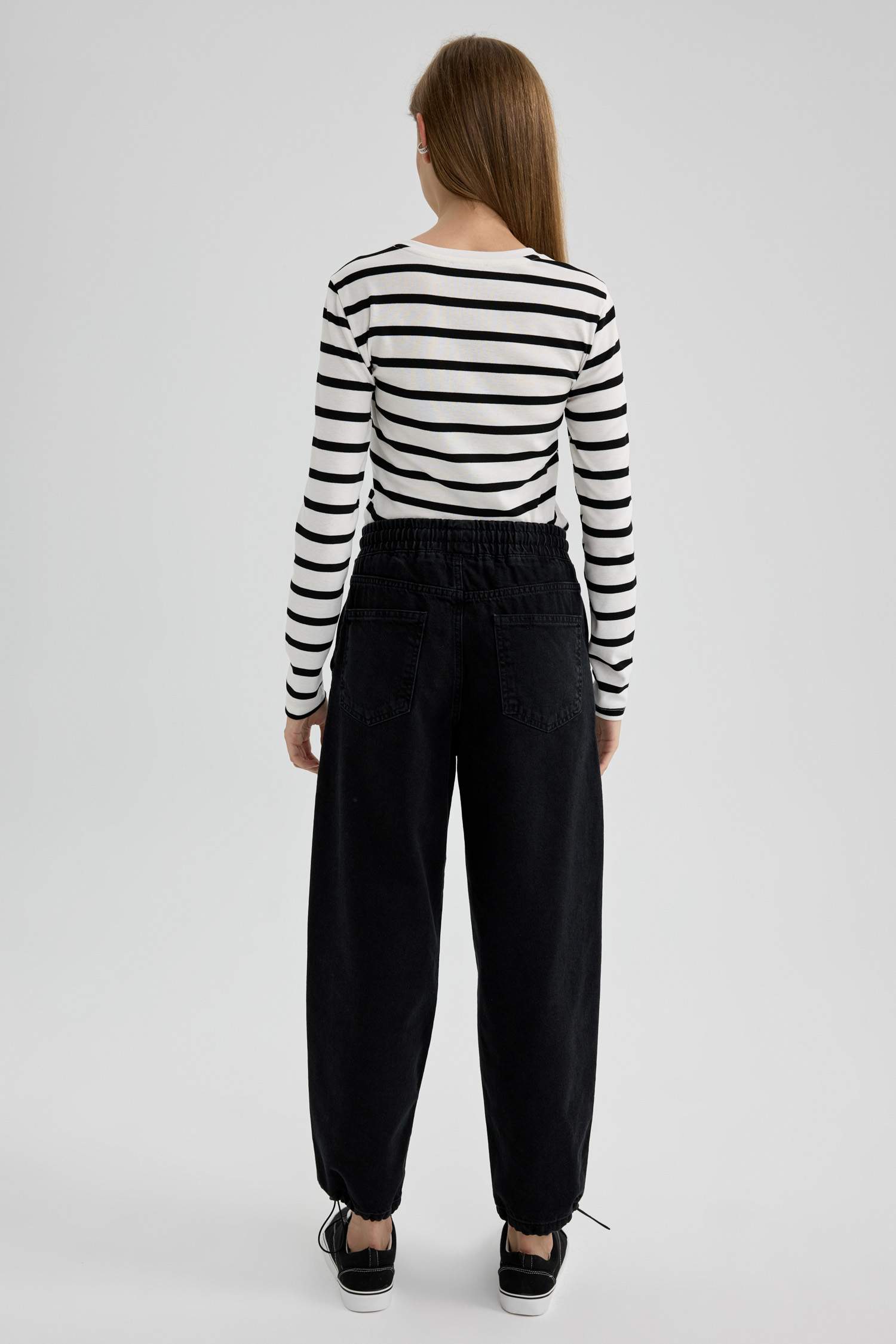 Джинсы джоггеры