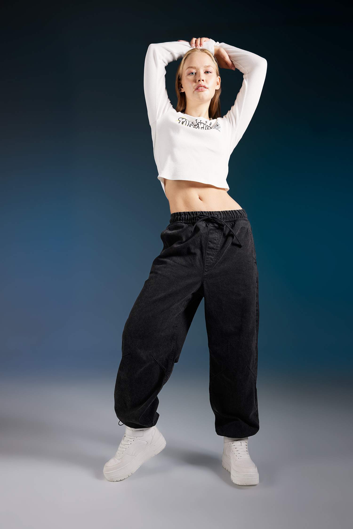 Джинсы джоггеры