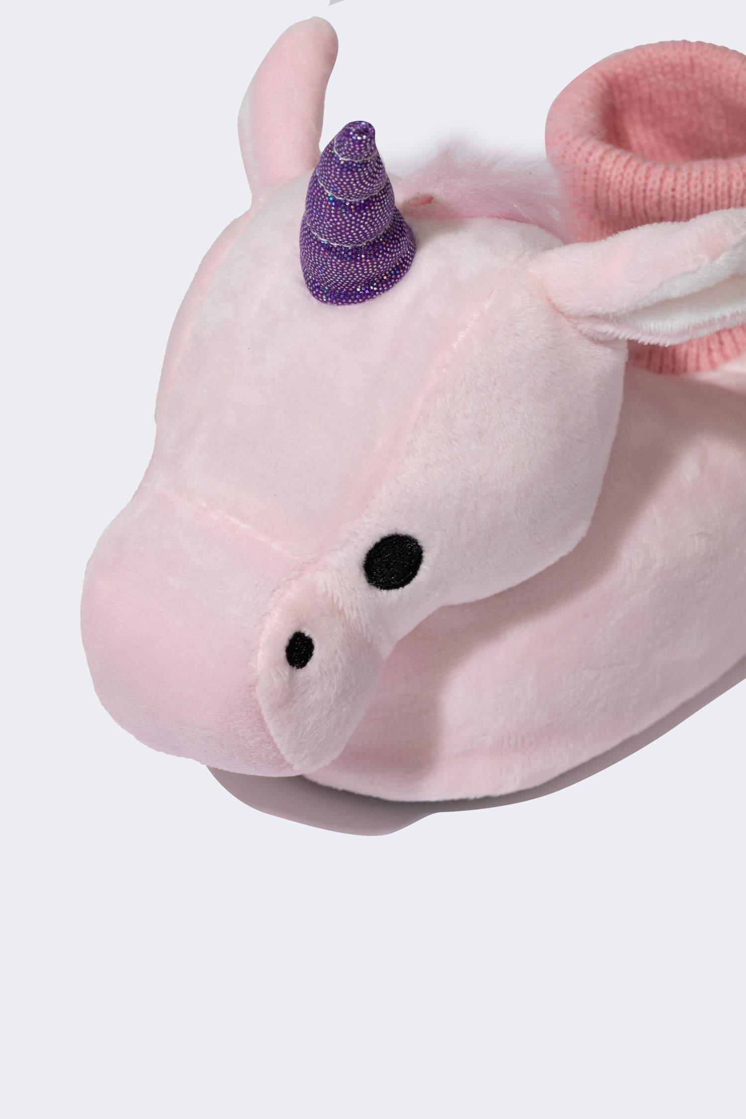 بوت منزلي بناتي بكعب مسطح بدون رباط