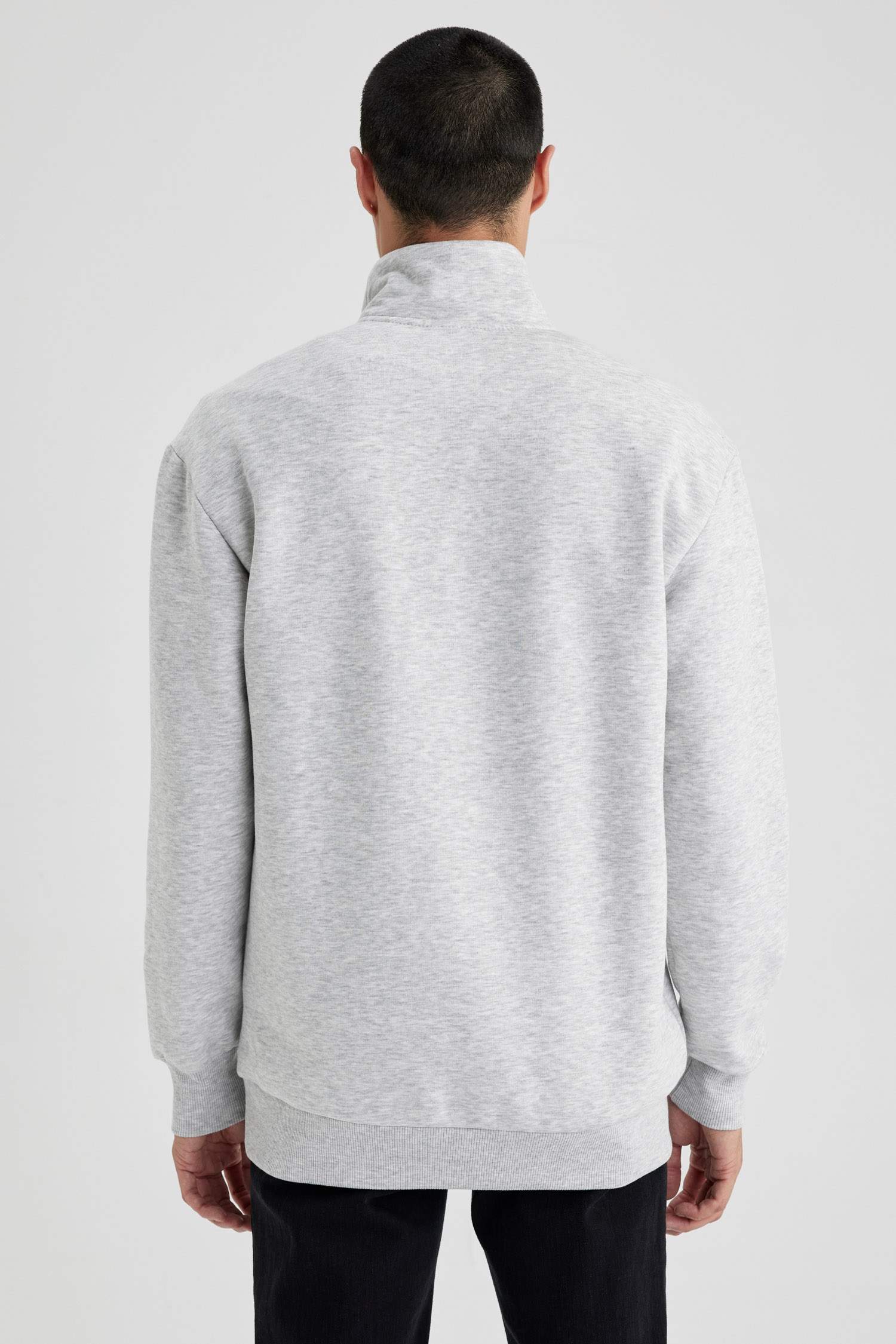 Comfort Fit Sweatshirt