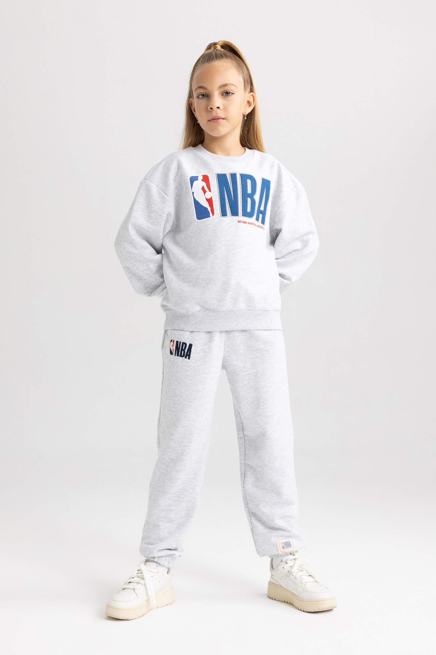 Kız Çocuk NBA Wordmark Relax Fit Eşofman Altı