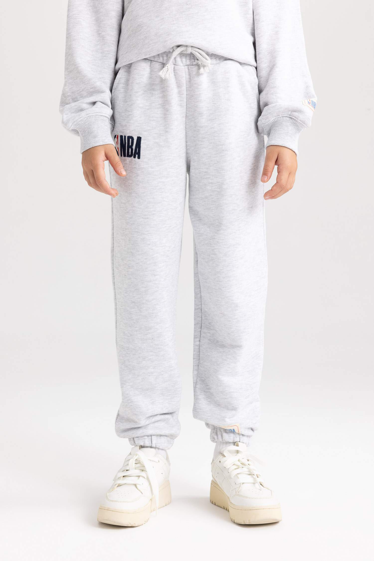 Kız Çocuk NBA Wordmark Relax Fit Eşofman Altı