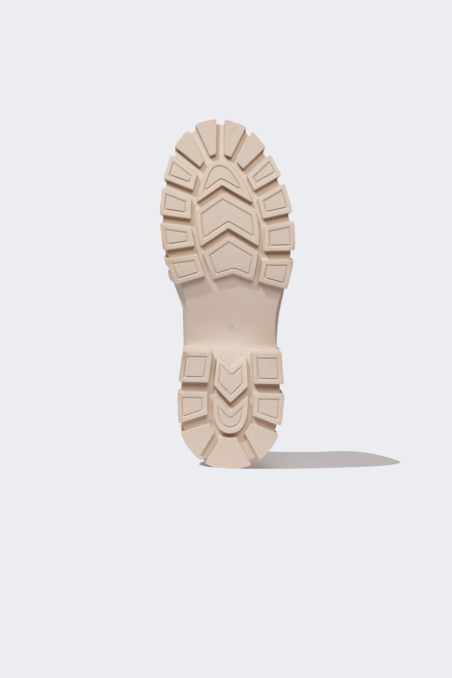 Әйелдерге классикалық аяқ киім