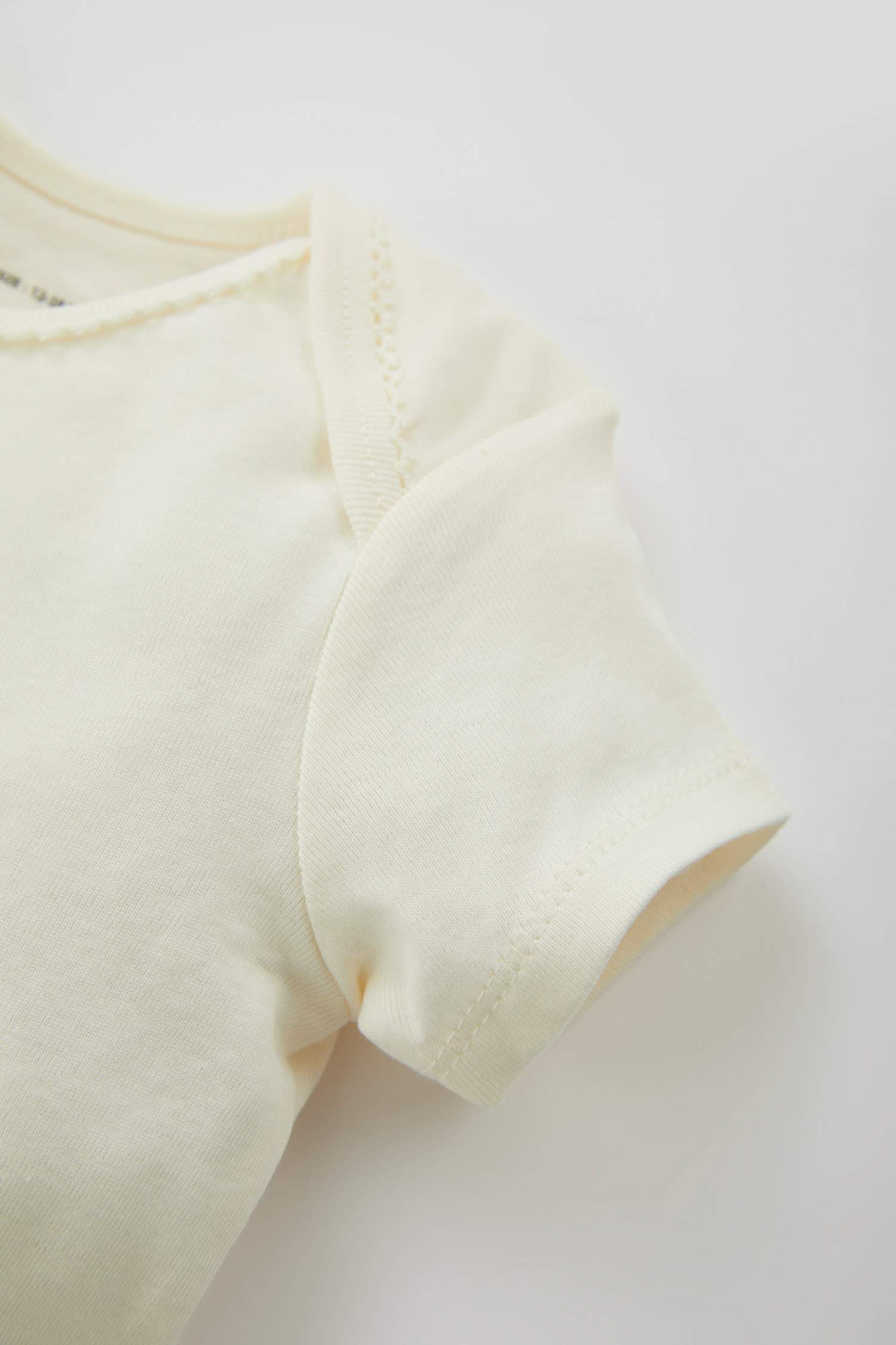 Baby Girl 2 piece Short Sleeve Snap Body