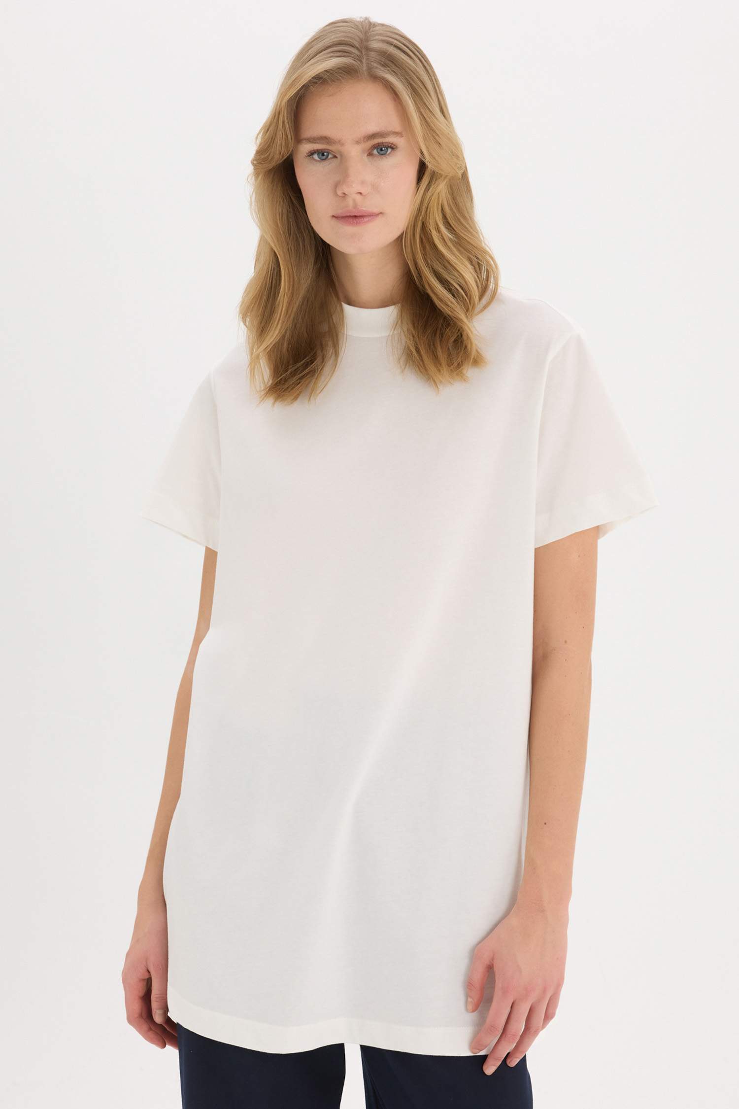 Regular Fit Bisiklet Yaka Basic Düz Kısa Kollu Tesettür Tişört Tunik