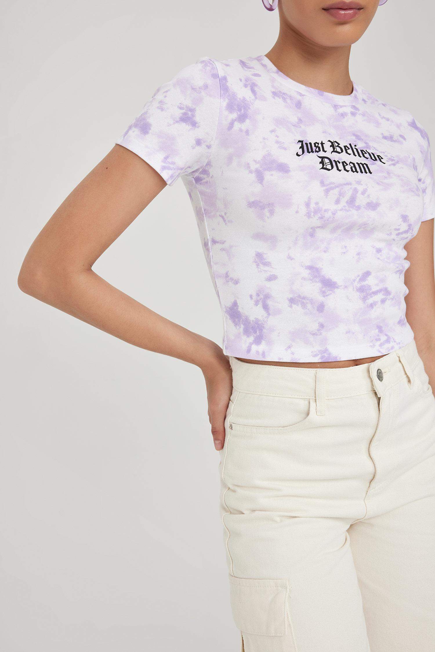 تيشيرت نص ردن سليم فيت بطبعة شعار