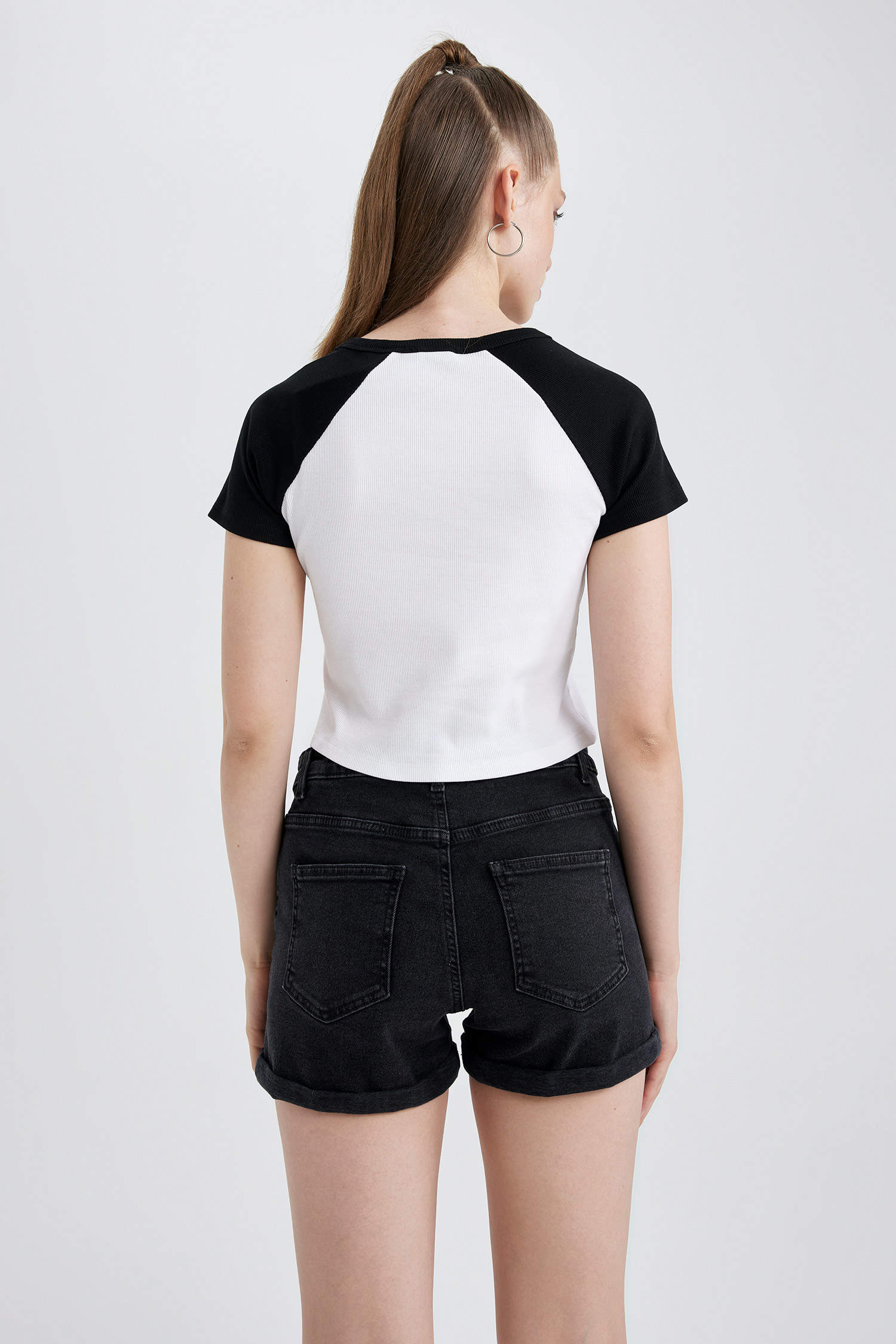 Black WOMAN Slim Fit Printed Camisole Short Sleeve T-Shirt 2839095 ...