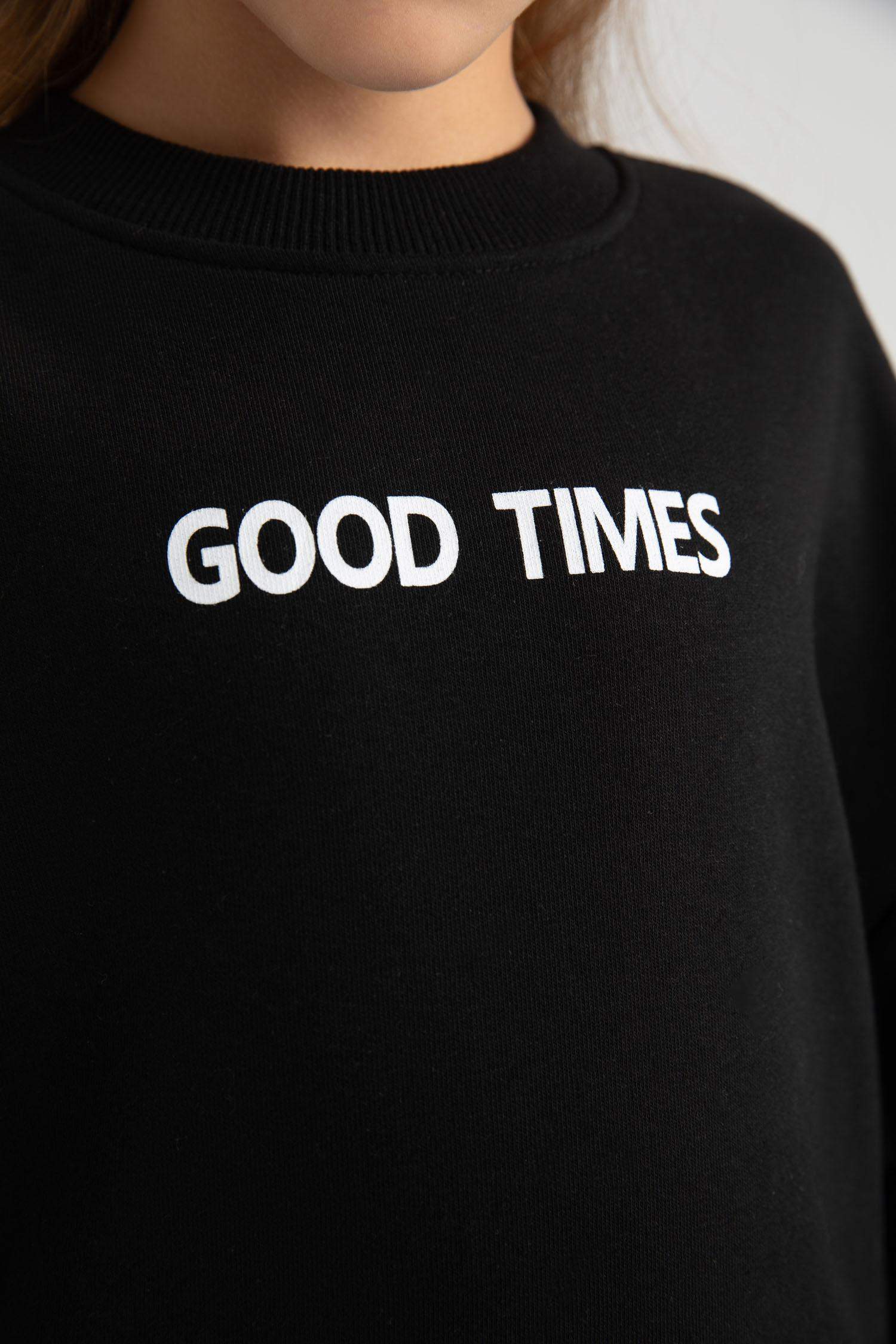 سويت شيرت بناتي اوفر سايز ببطانة ناعمة